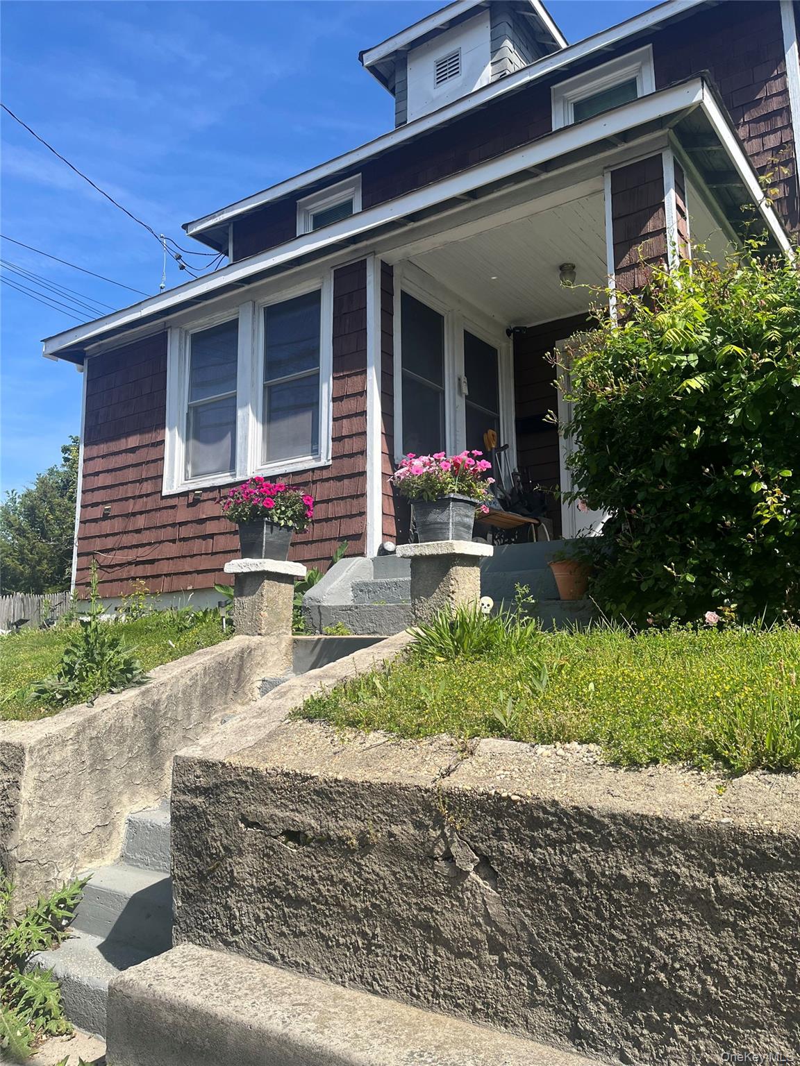 #2 photo, 57 E. Pulaski, サフォーク郡 Huntington Station , NY 11746