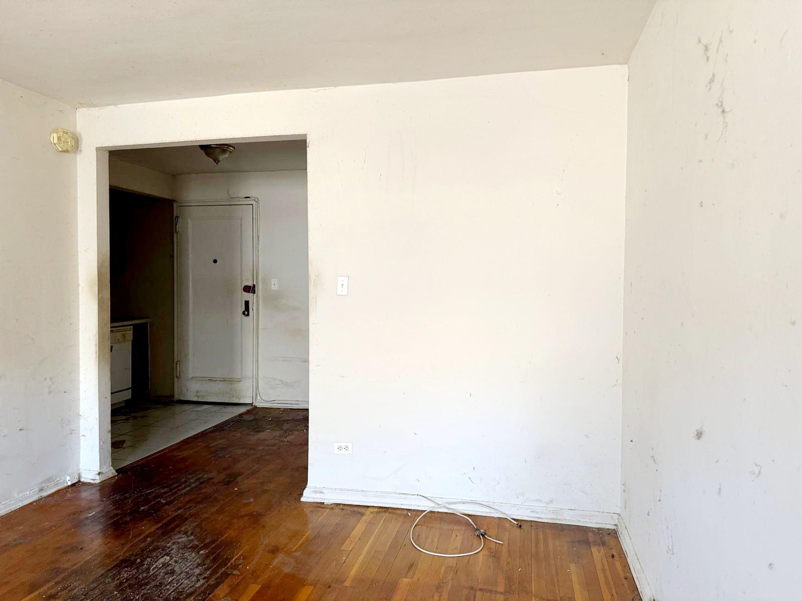 #9 photo, 83-83 118 Street, クイーンズ区 Kew Gardens , NY 11415