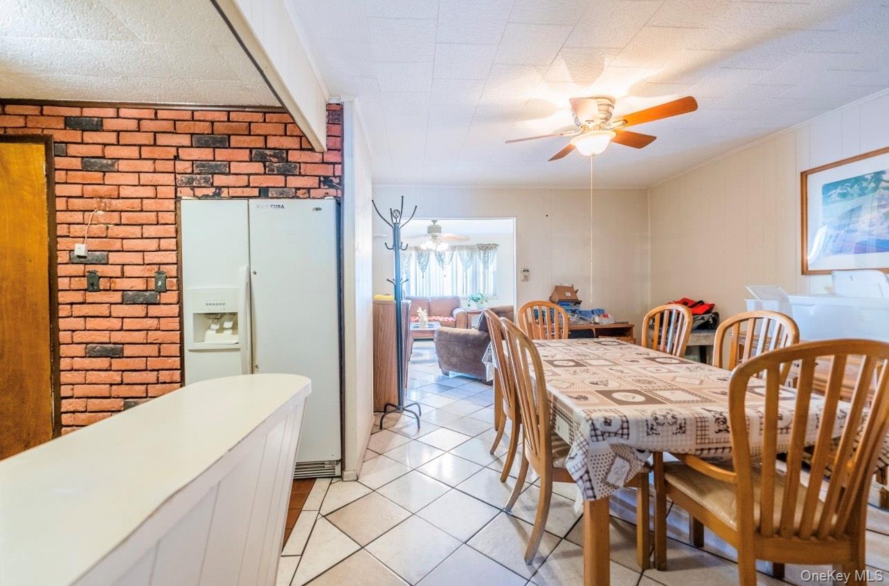 #7 photo, 5883 57th Road, クイーンズ区 Maspeth , NY 11378