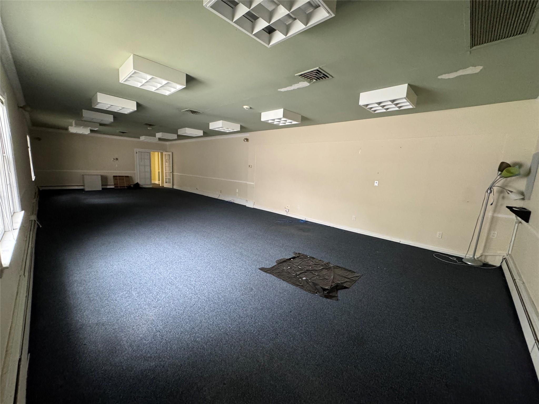 #7 photo, 293 Castle Avenue, ナッソー郡 Westbury , NY 11590