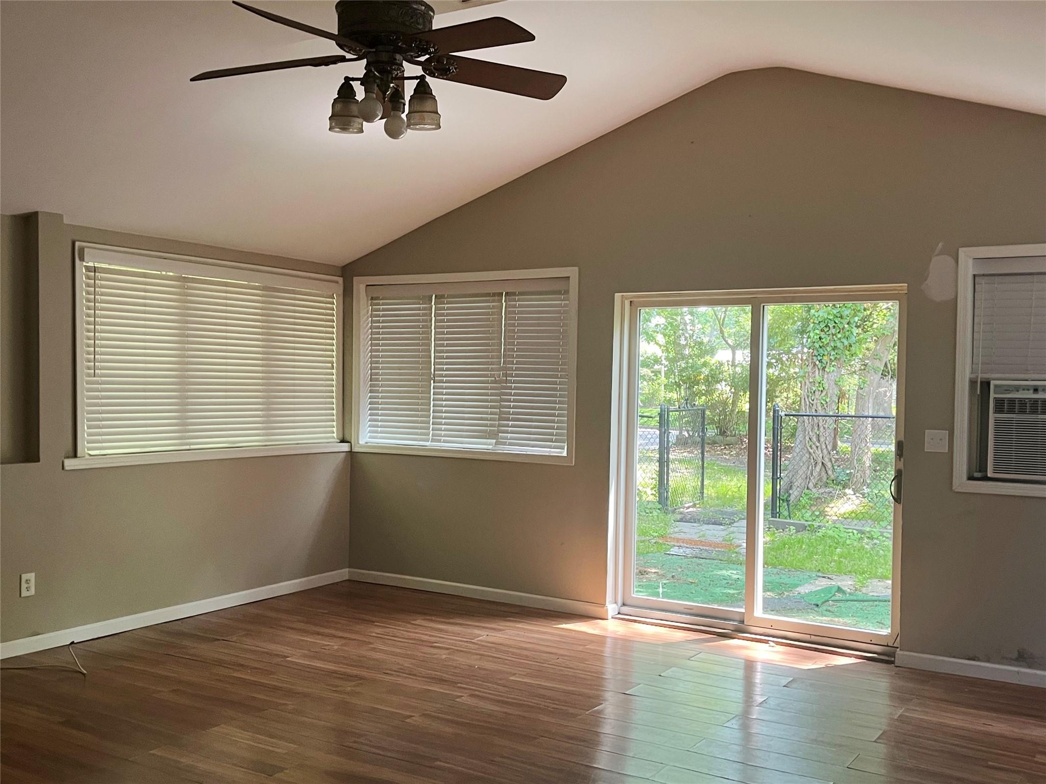 #11 photo, 7 Senic Drive, Center Moriches , NY 11934