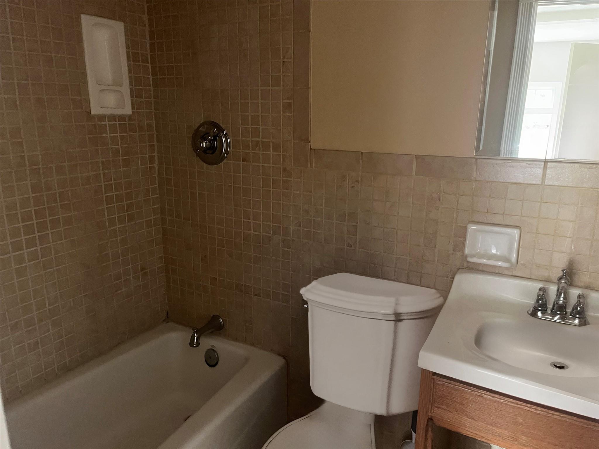 #4 photo, 7 Senic Drive, Center Moriches , NY 11934