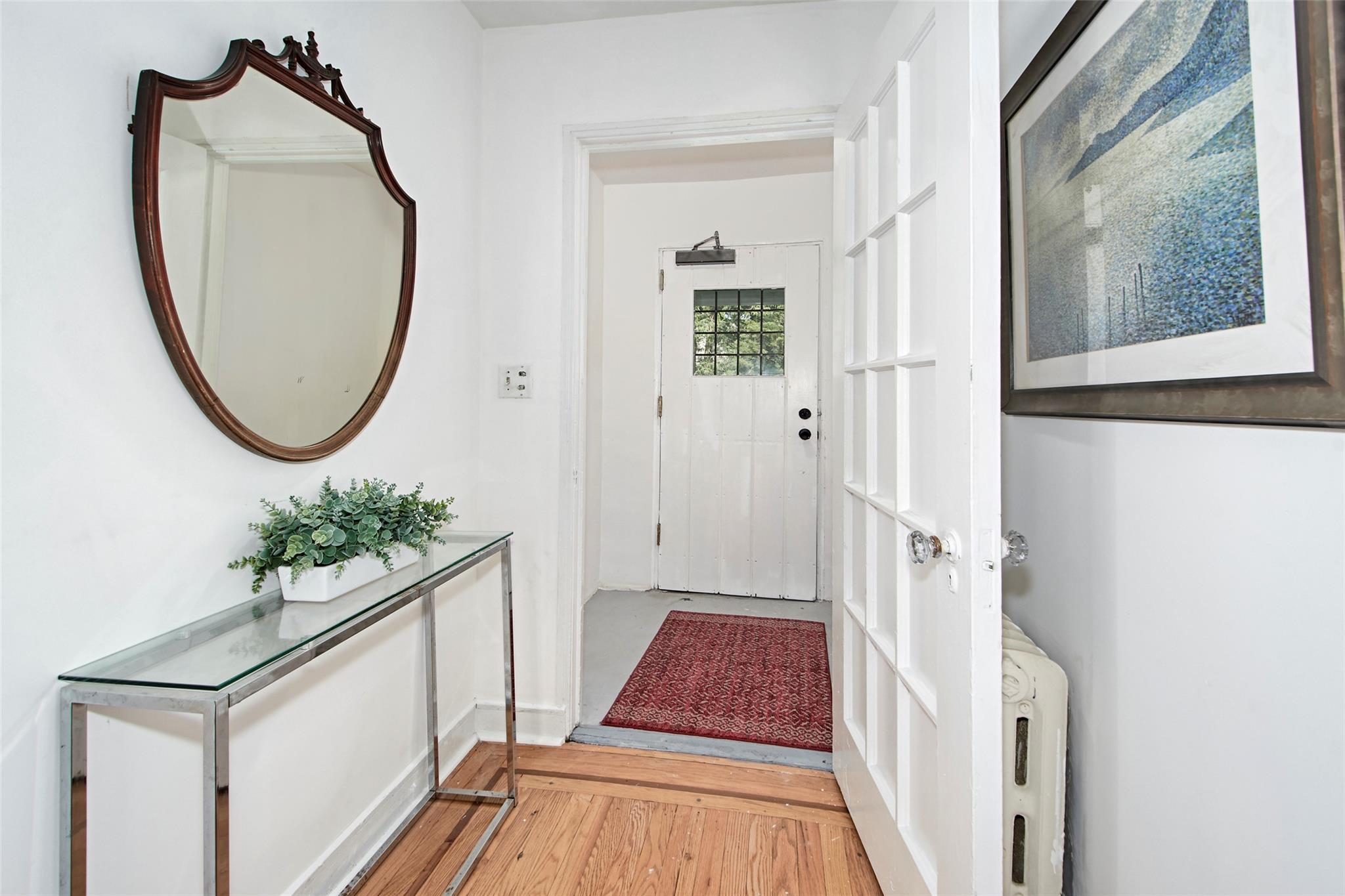 #11 photo, 2 Byworth Road, New Rochelle , NY 10804