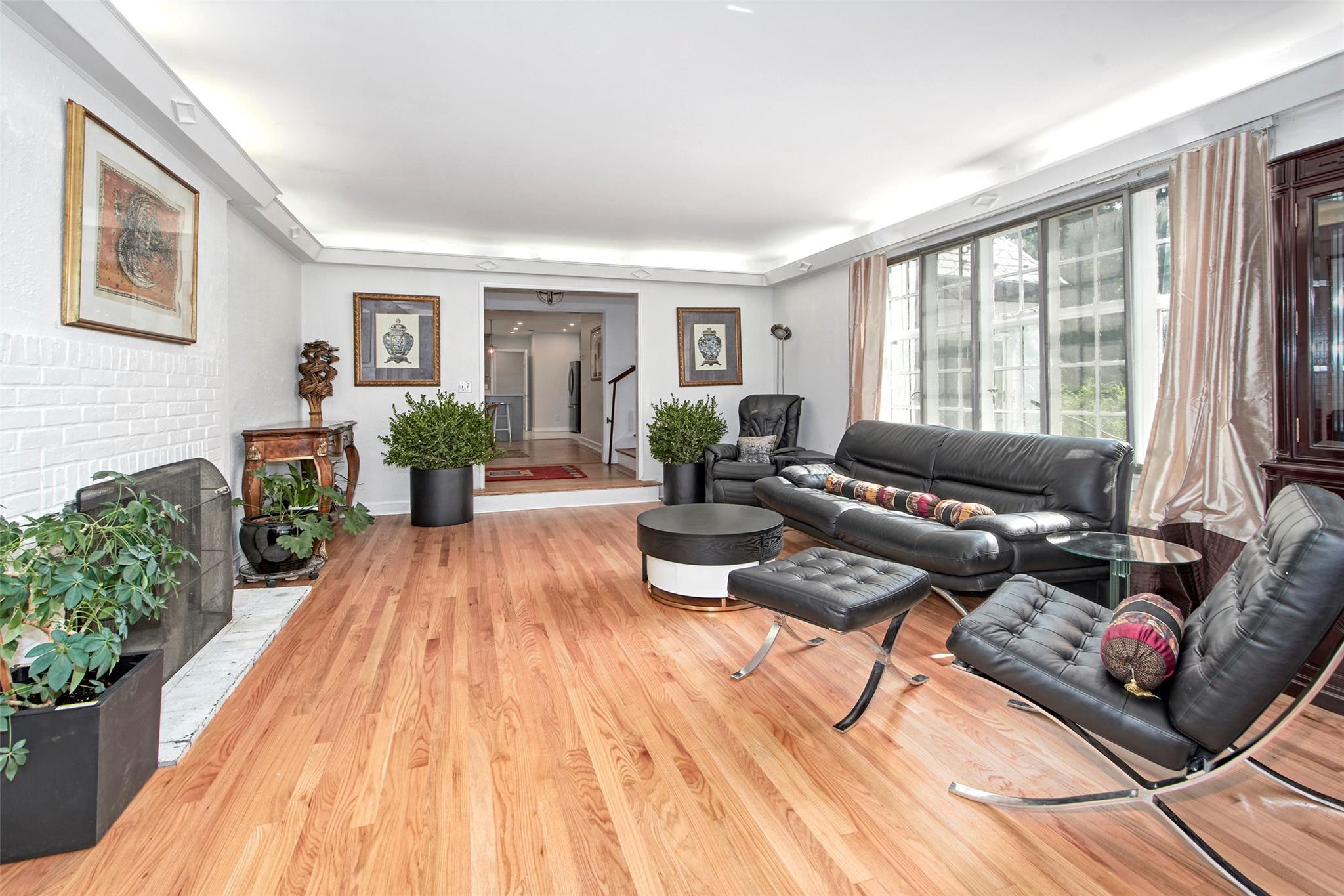 #6 photo, 2 Byworth Road, New Rochelle , NY 10804