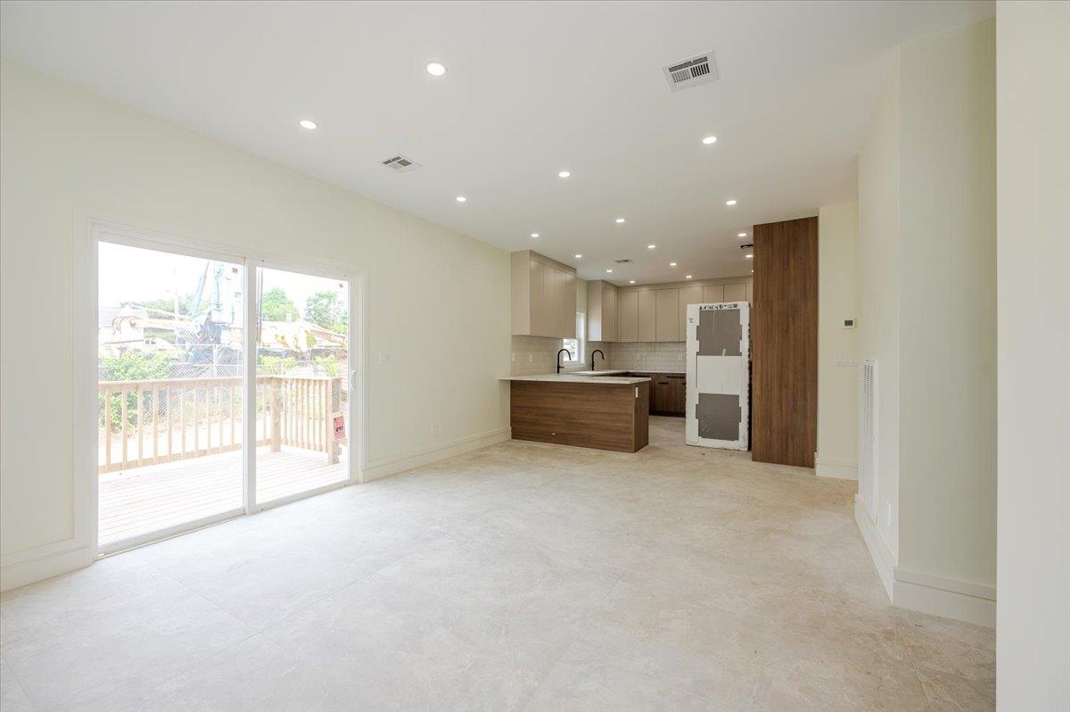 #9 photo, 344 Bayview Avenue, ナッソー郡 Inwood , NY 11096