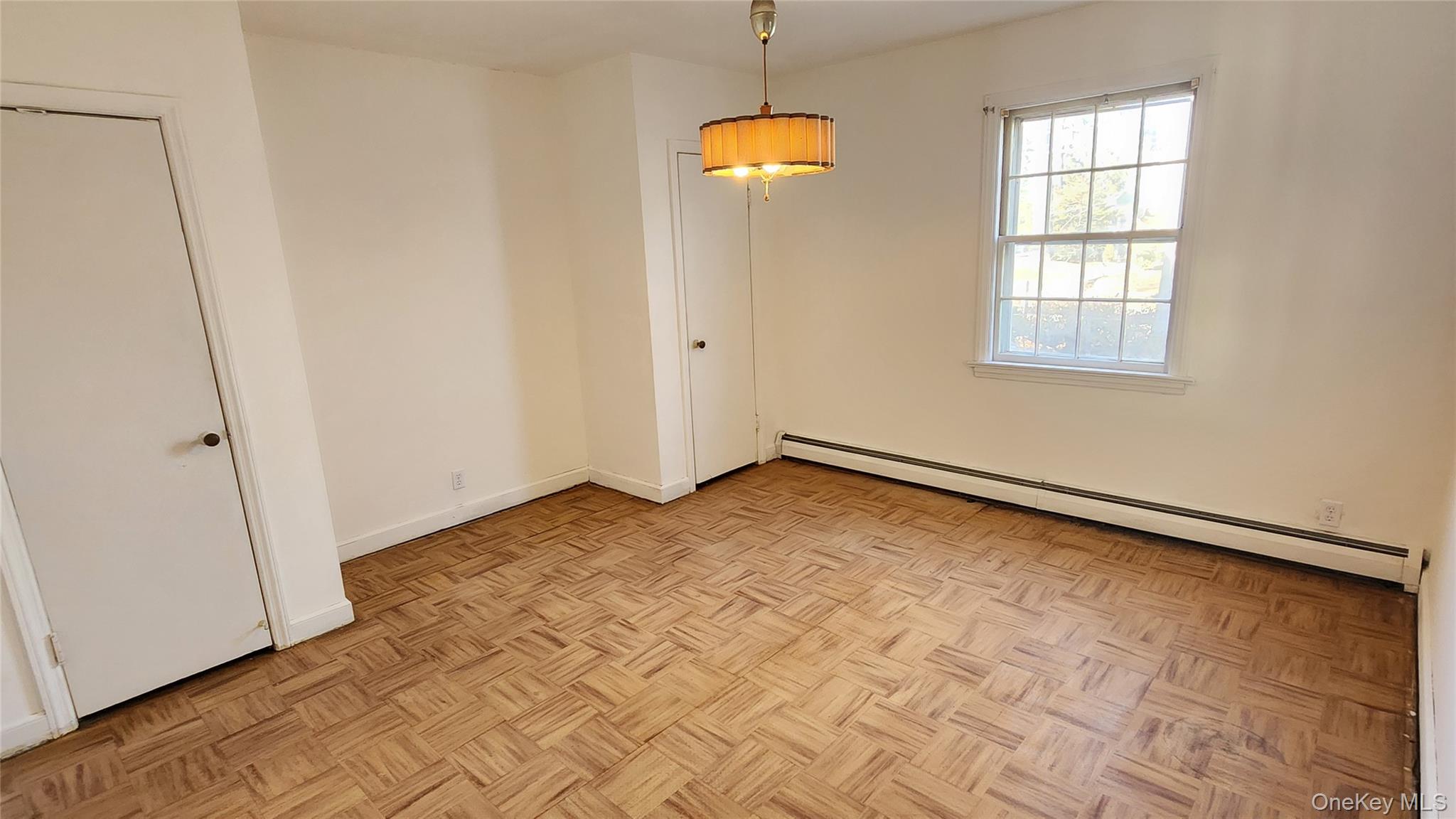 #13 photo, 163 Scarcliffe Drive, Malverne , NY 11565