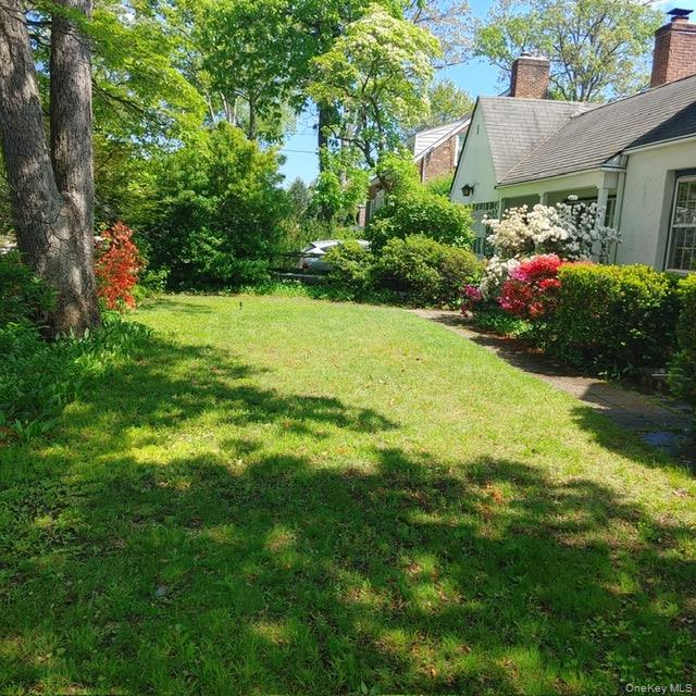 #6 photo, 163 Scarcliffe Drive, Malverne , NY 11565