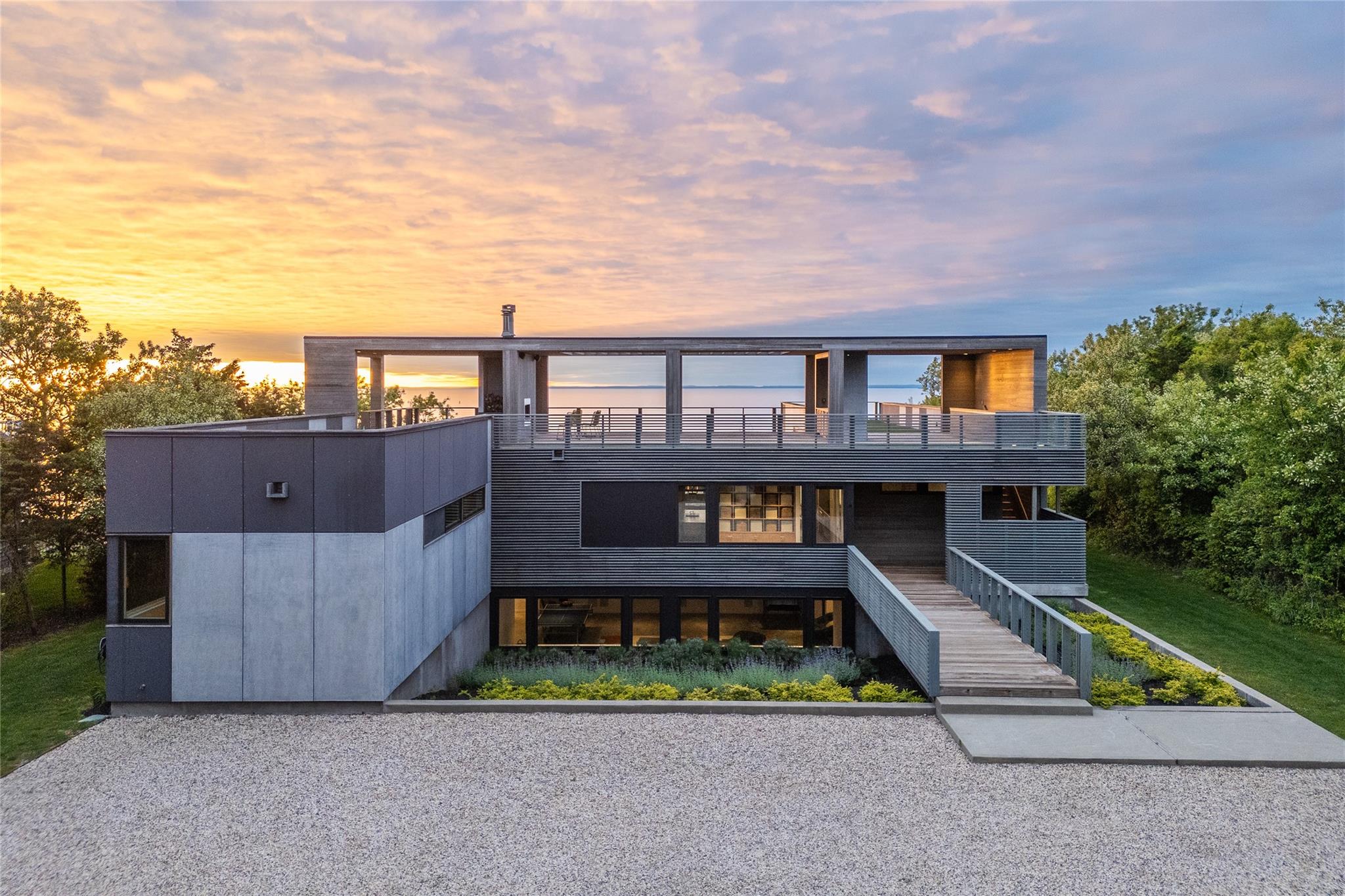 #4 photo, 470 Lloyds Lane, サフォーク郡 Mattituck , NY 11952