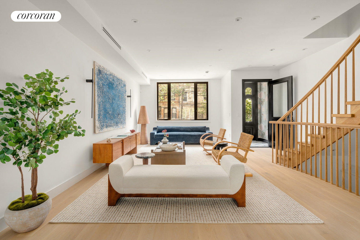 #1 photo, 137 KINGSLAND Avenue, Williamsburg,North , NY 11222