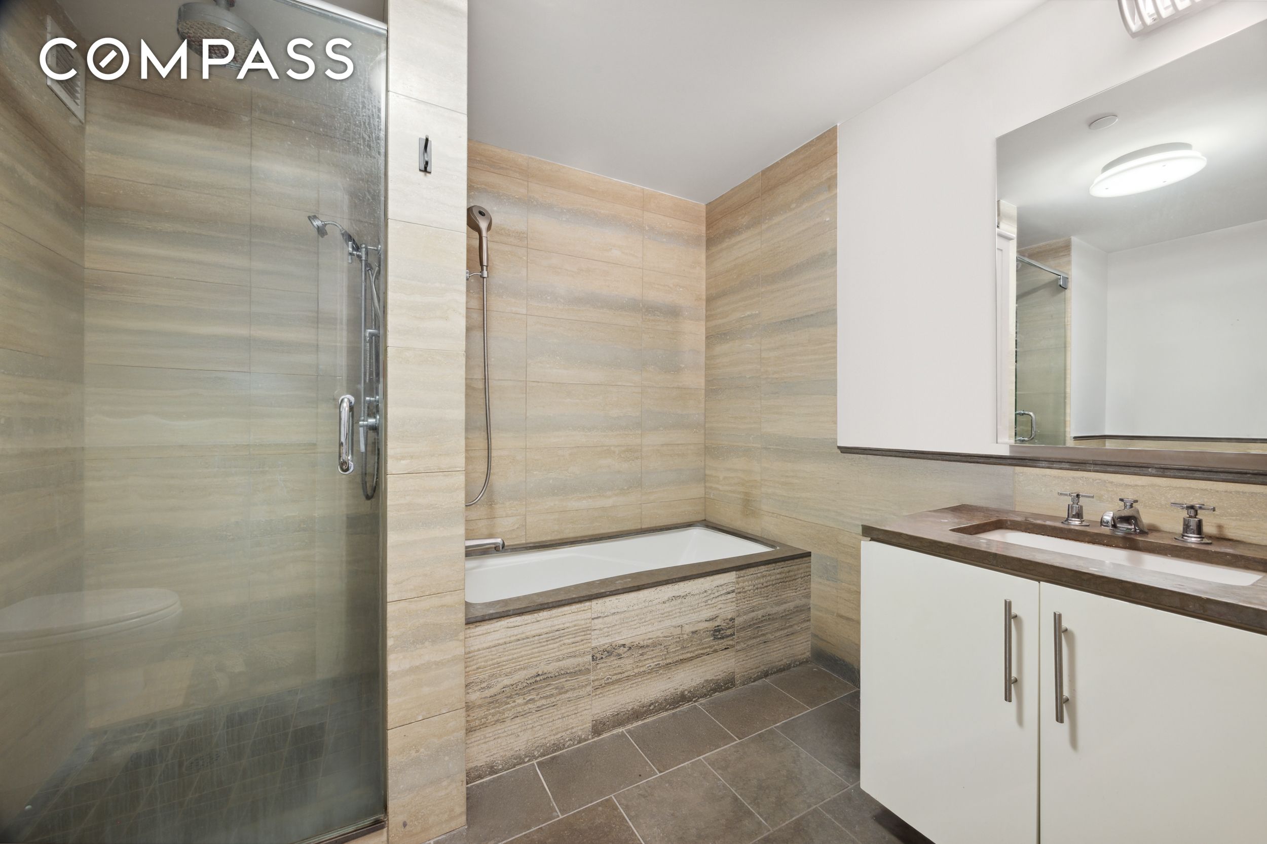 #7 photo, 67 Liberty Street, マンハッタン Financial District , NY 10005