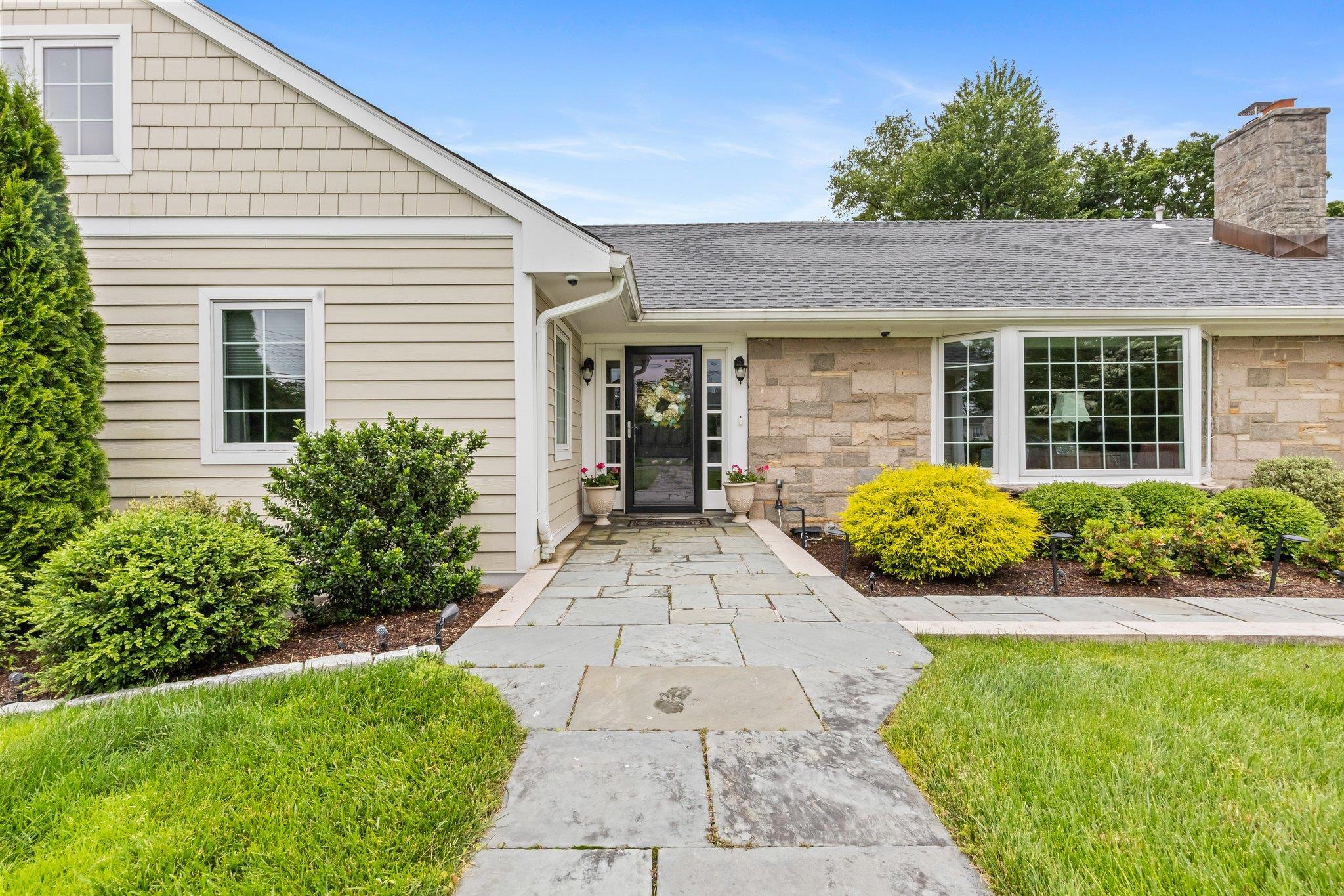 #1 photo, 56 Morris Lane, Scarsdale , NY 10583