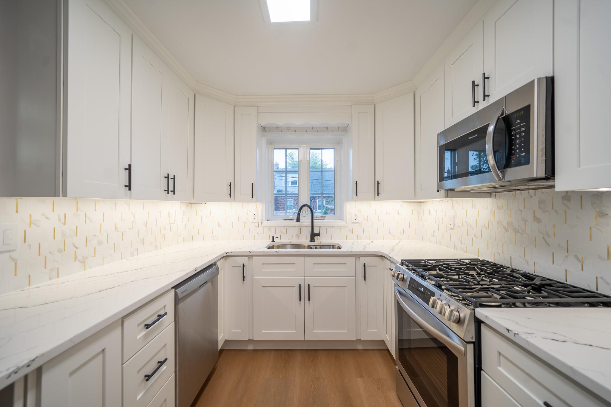 #12 photo, 67-23 182nd Street, Fresh Meadows , NY 11365