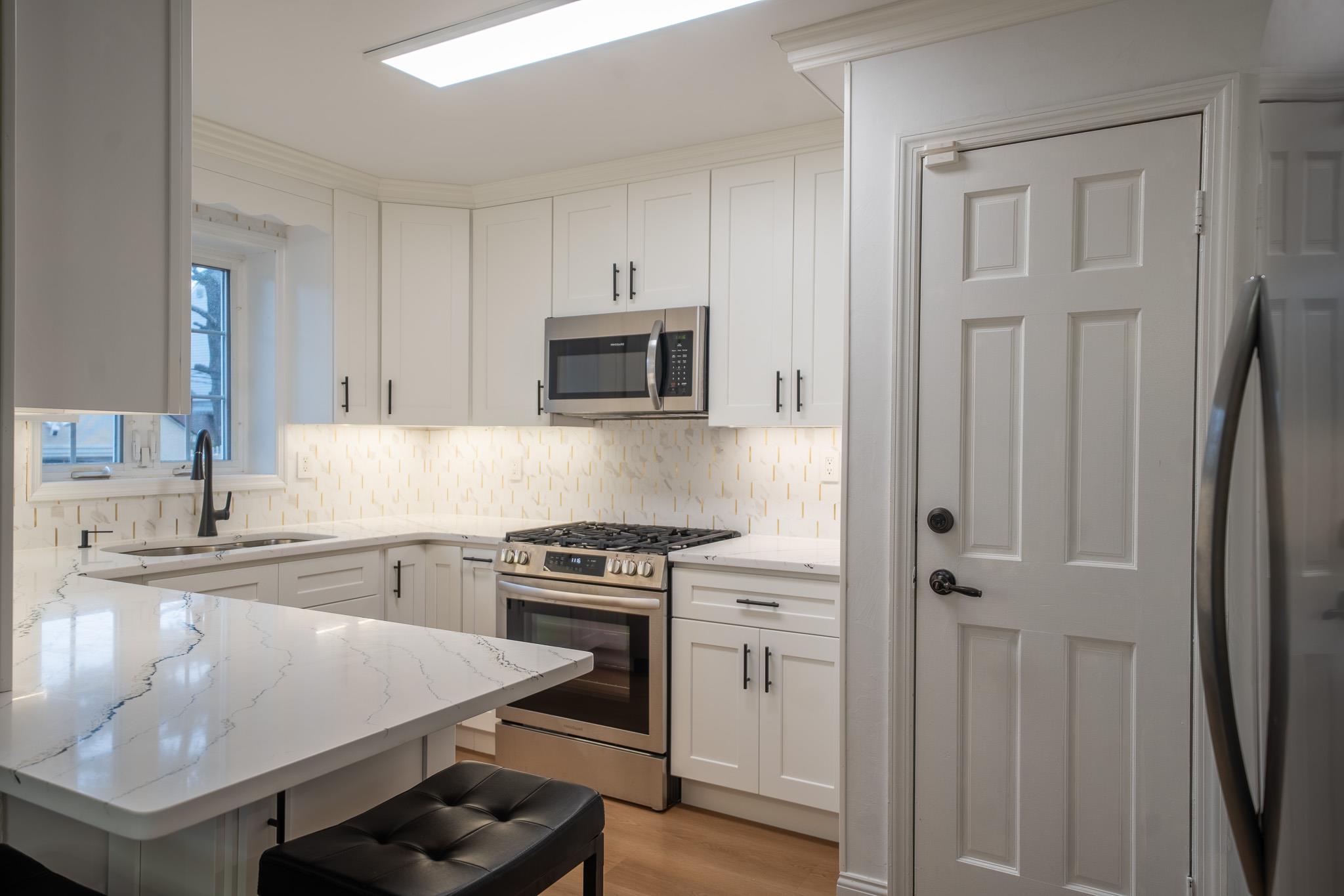 #14 photo, 67-23 182nd Street, Fresh Meadows , NY 11365