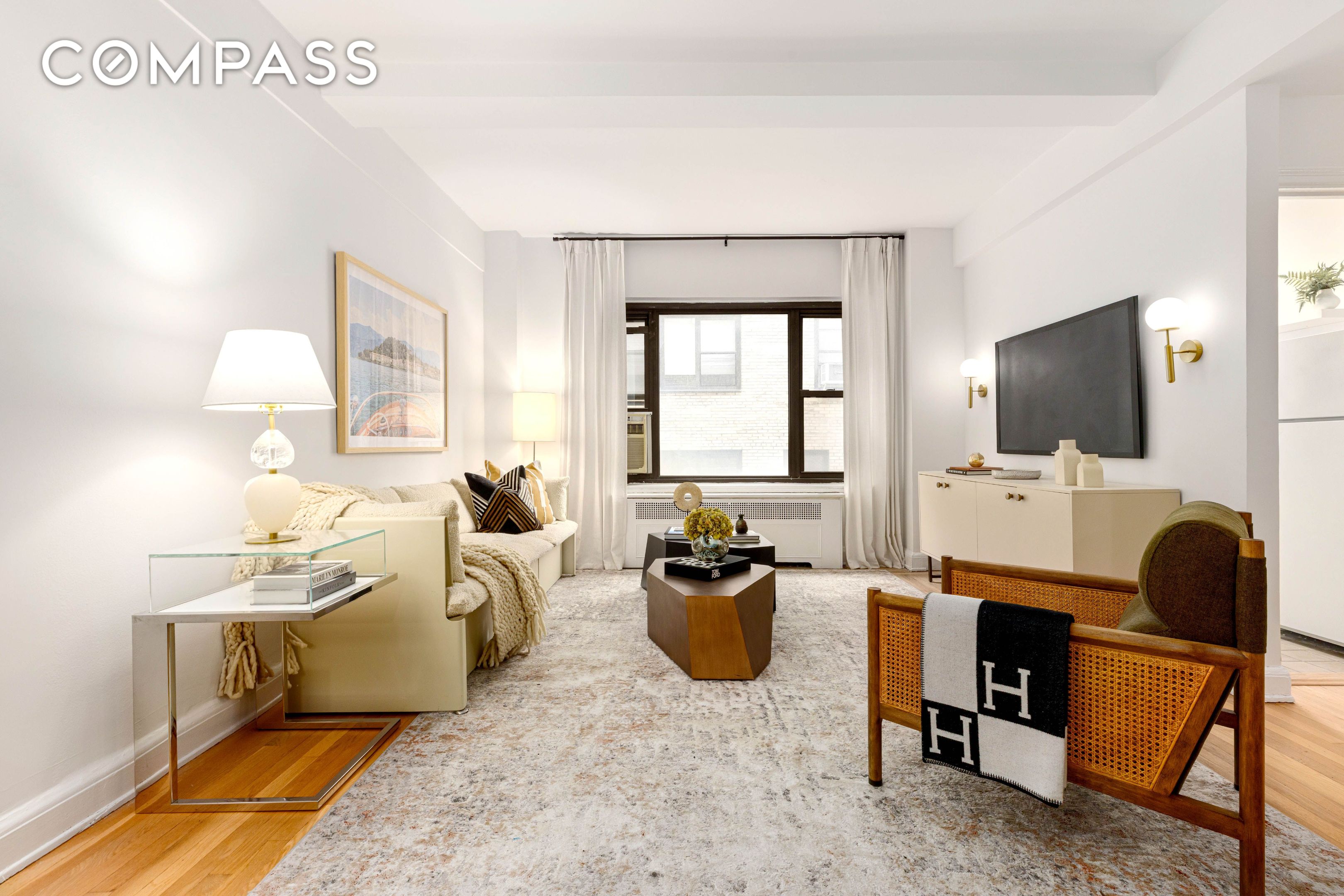 #1 photo, 400 E 52nd Street, 曼哈頓 中城东区 Midtown East , NY 10022
