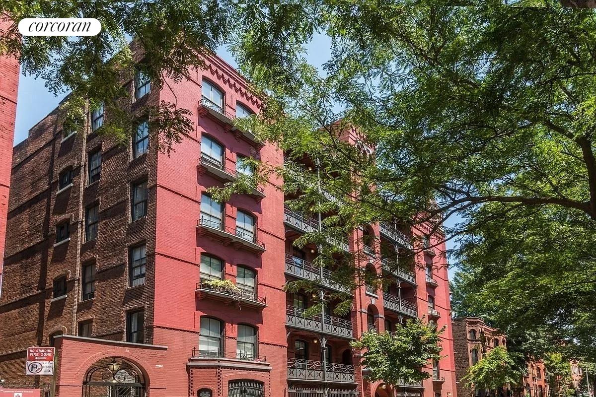 #1 photo, 140 WARREN Street, Cobble Hill , NY 11201