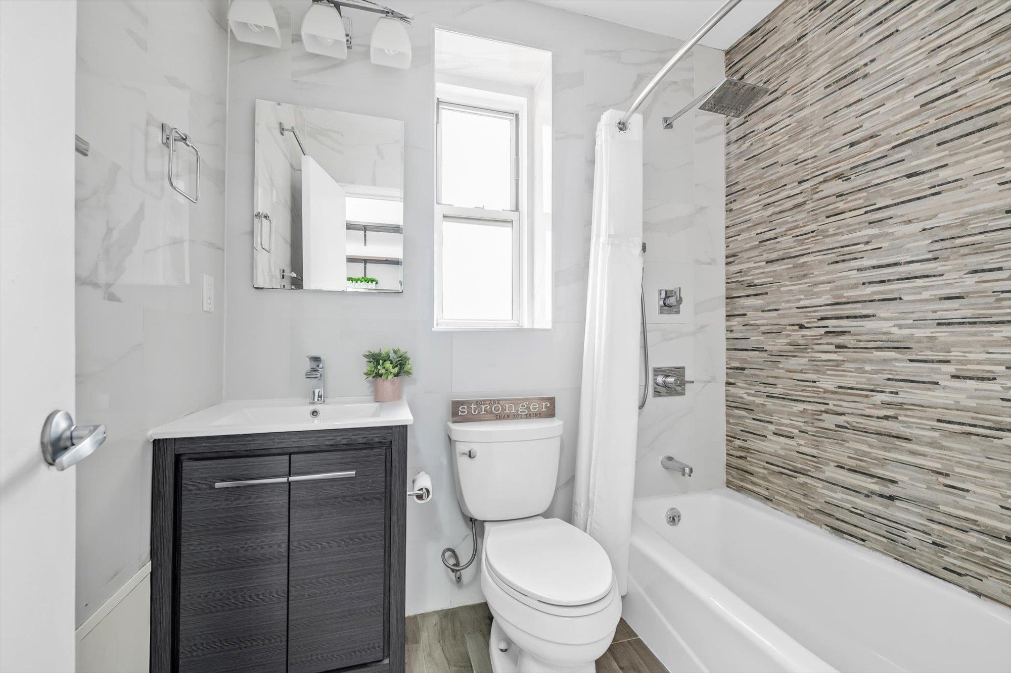 #12 photo, 83-33 Austin Street, クイーンズ区 Kew Gardens , NY 11415