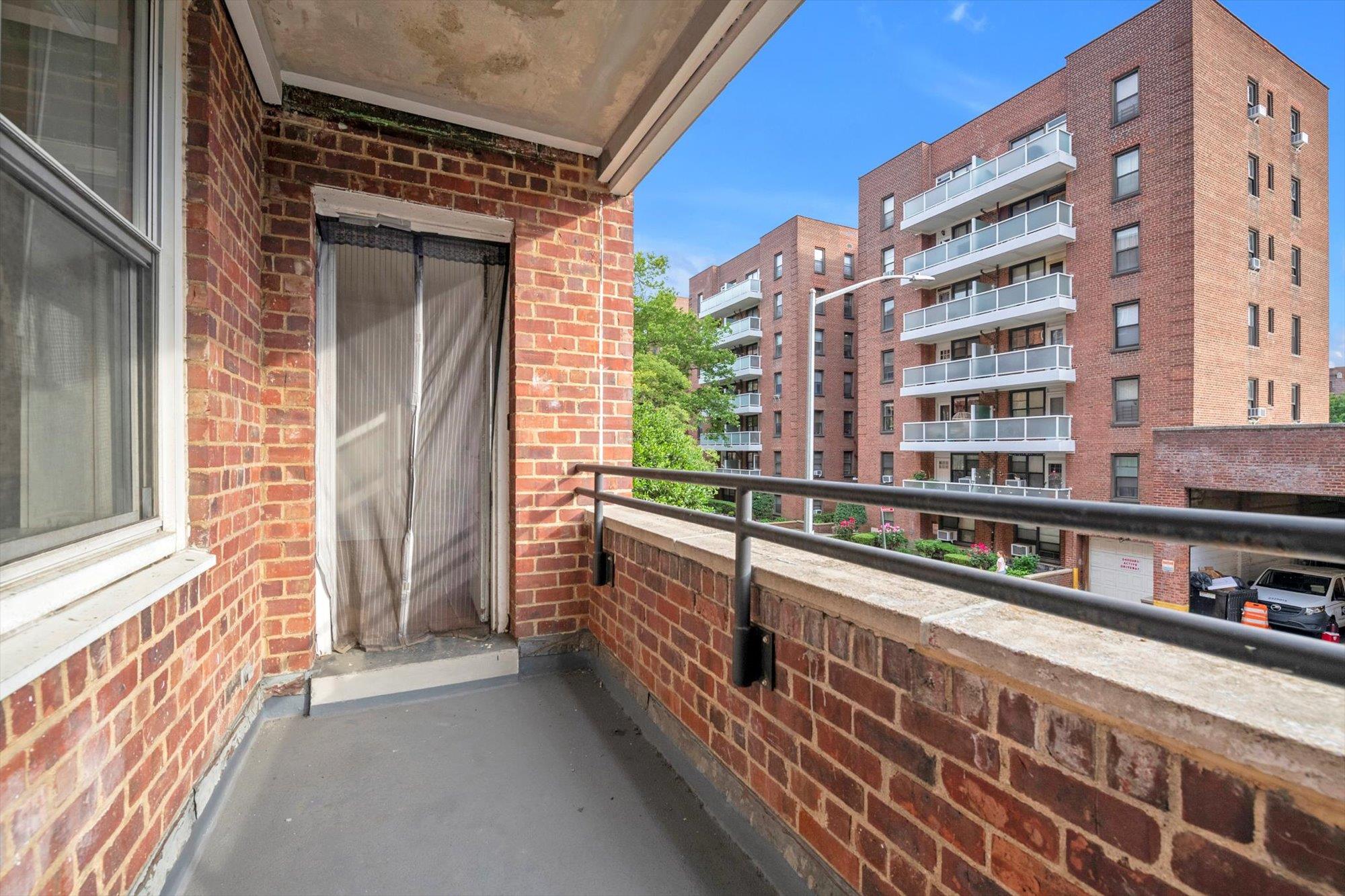 #15 photo, 83-33 Austin Street, クイーンズ区 Kew Gardens , NY 11415