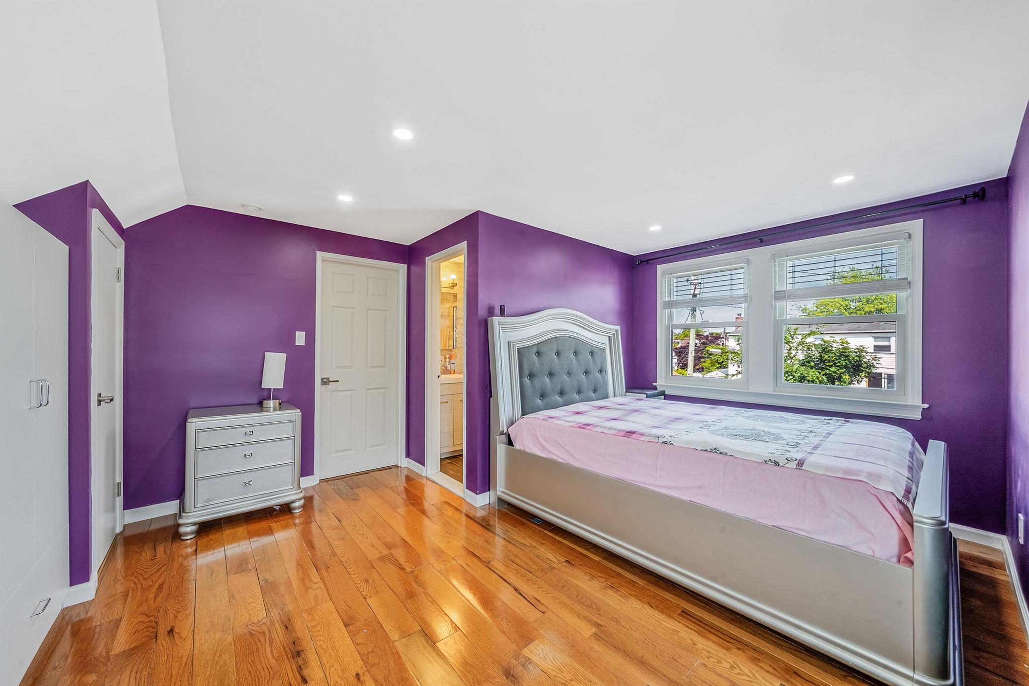 #20 photo, 859 Franklin Avenue, Valley Stream , NY 11580