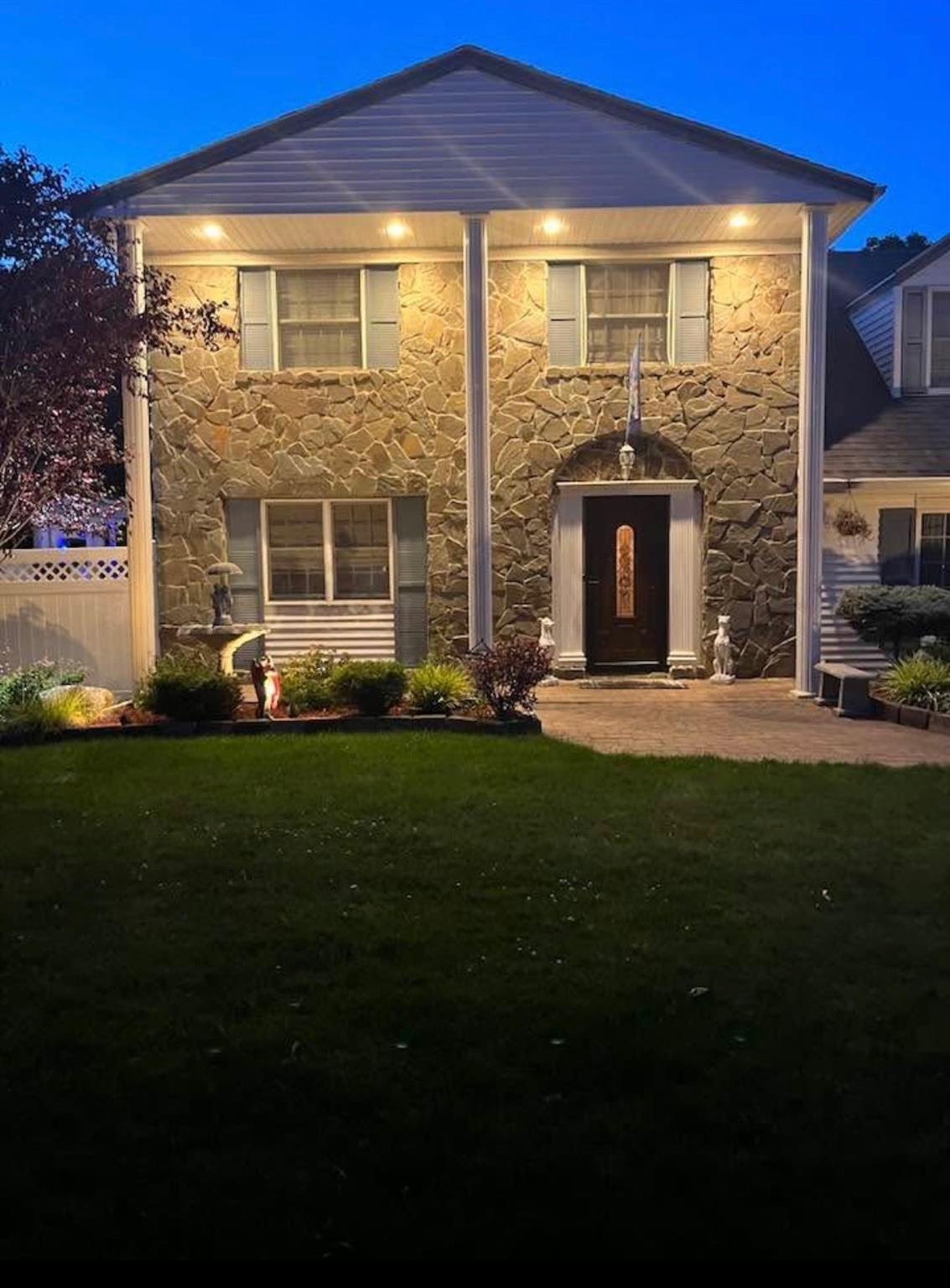 #2 photo, 17 Wall Street, サフォーク郡 Port Jefferson Station , NY 11776