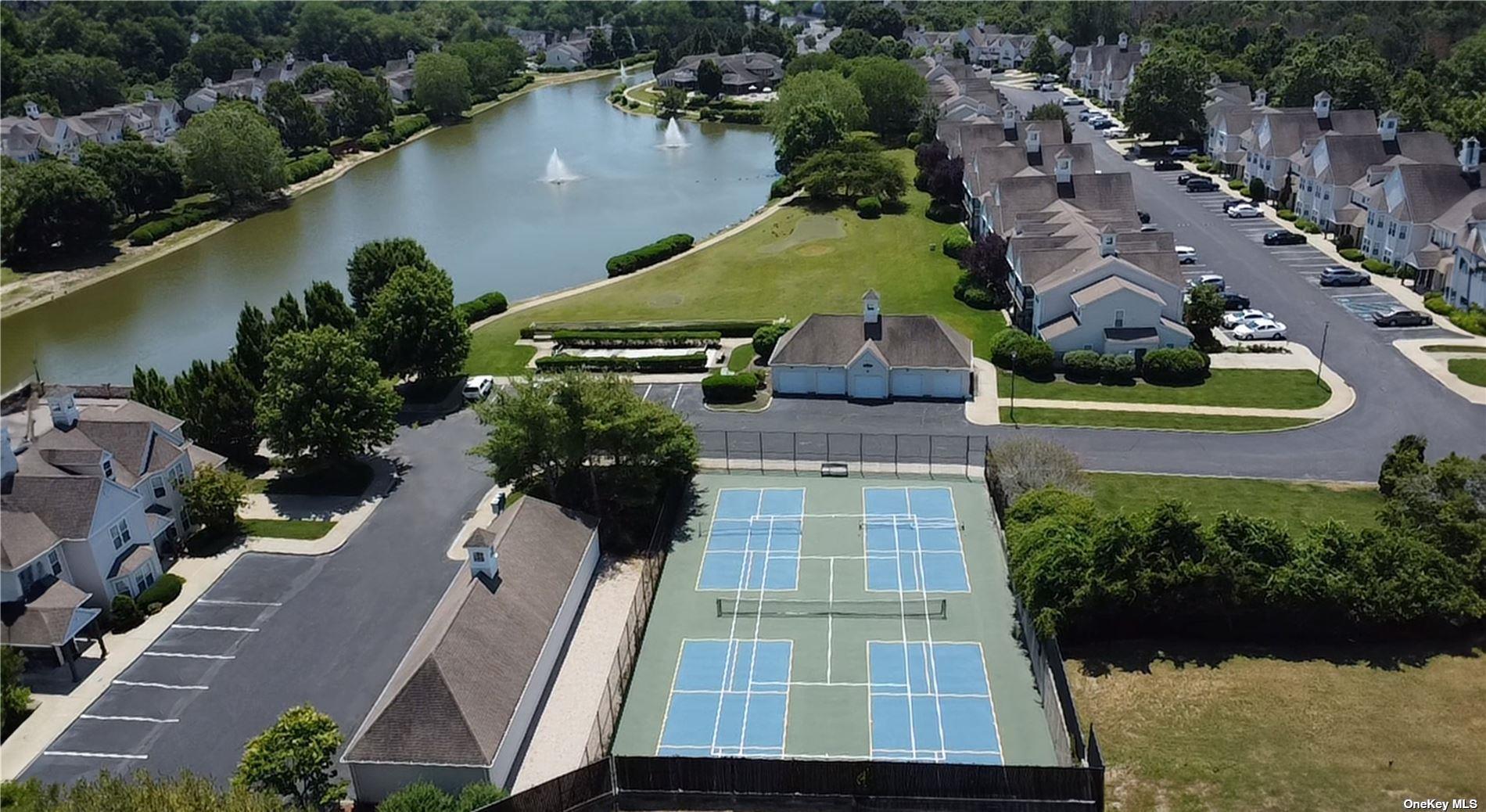 #20 photo, East Moriches, サフォーク郡 East Moriches , NY 11940