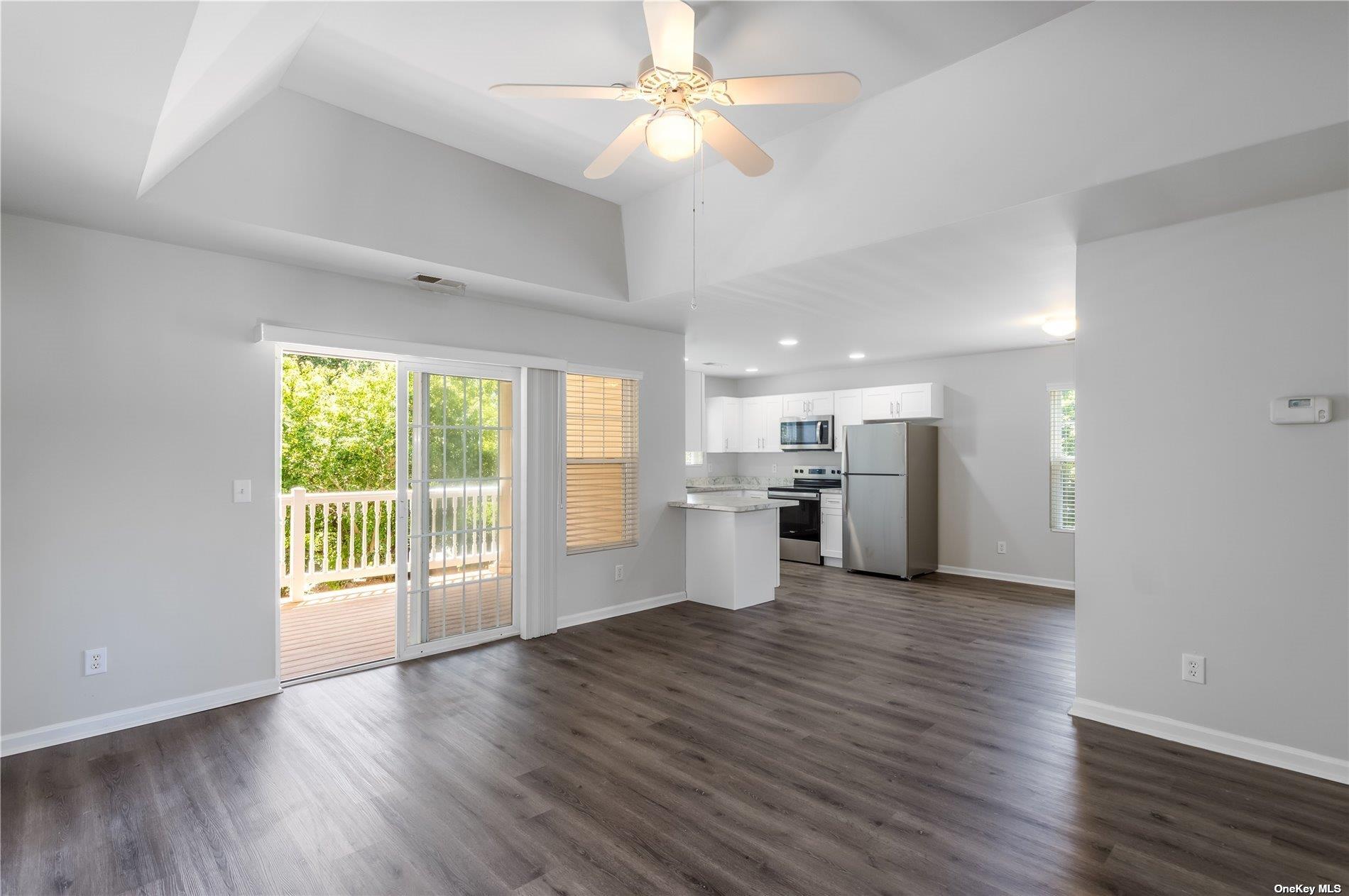 #3 photo, East Moriches, サフォーク郡 East Moriches , NY 11940