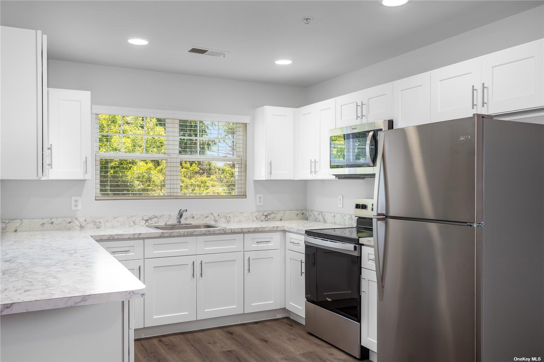 #4 photo, East Moriches, サフォーク郡 East Moriches , NY 11940