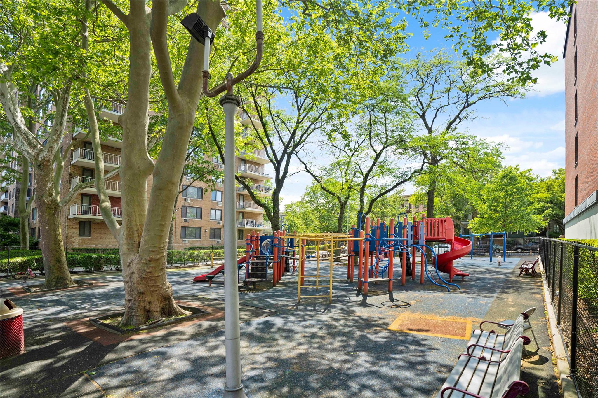 #3 photo, 185 Hall Street, ブルックリン区 Brooklyn , NY 11205