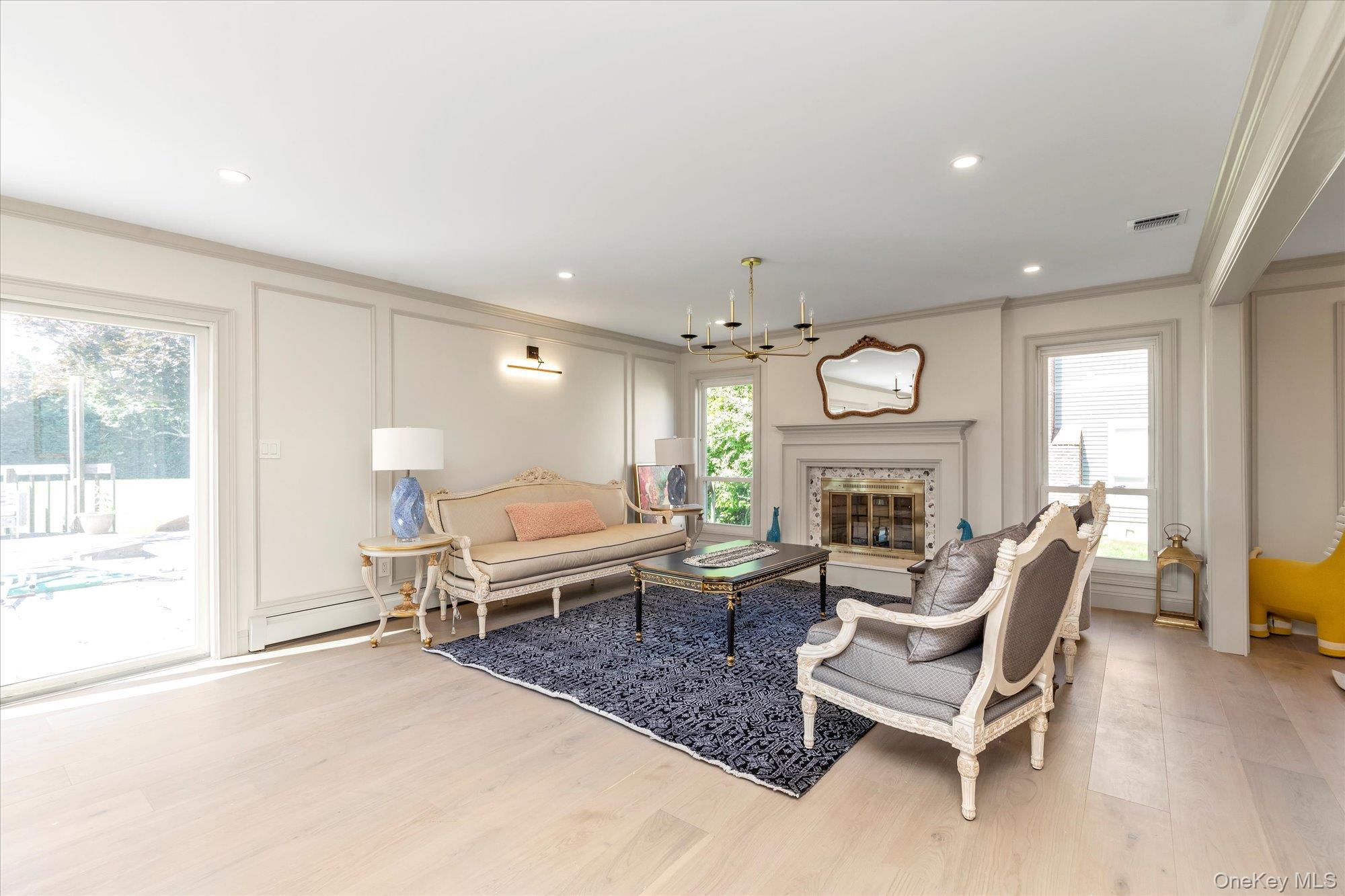 #14 photo, 6 Victor Lane, ナッソー郡 Woodbury , NY 11797