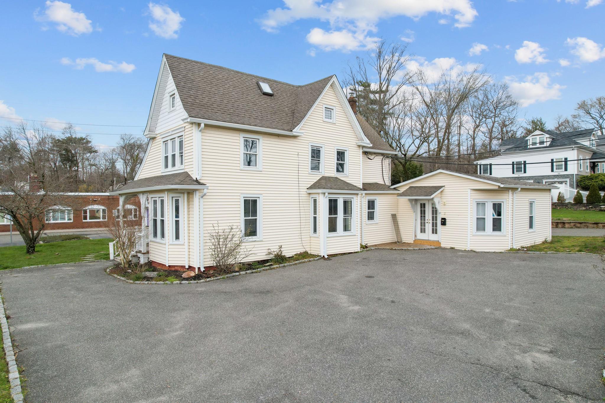 #2 photo, 49 Landing Avenue, サフォーク郡 Smithtown , NY 11787