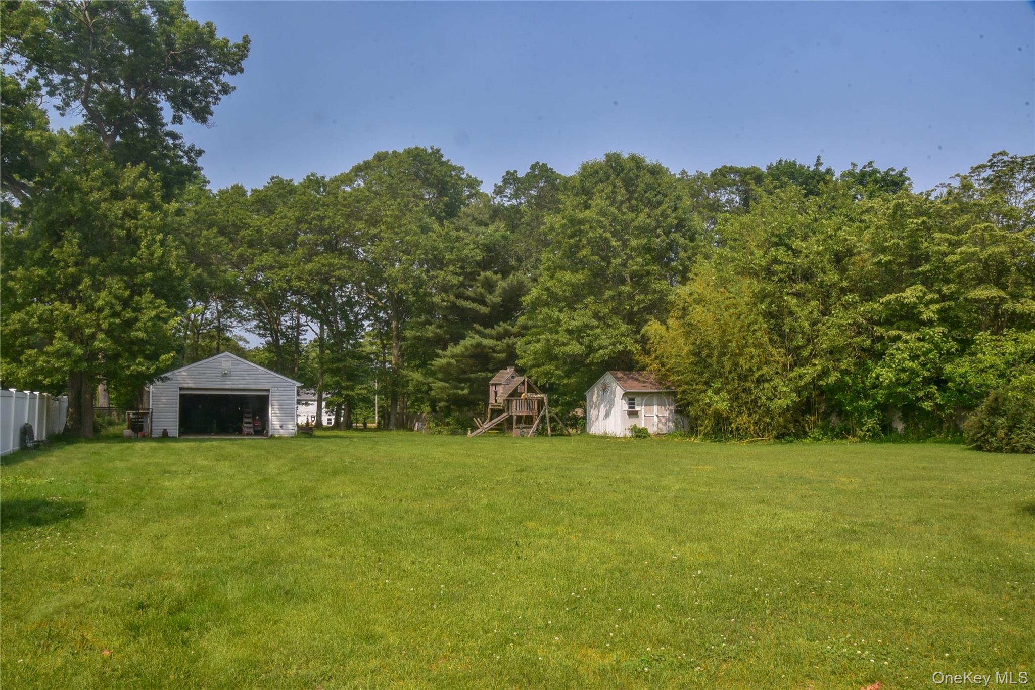 #18 photo, 805 Canal Road, サフォーク郡 Mount Sinai , NY 11766