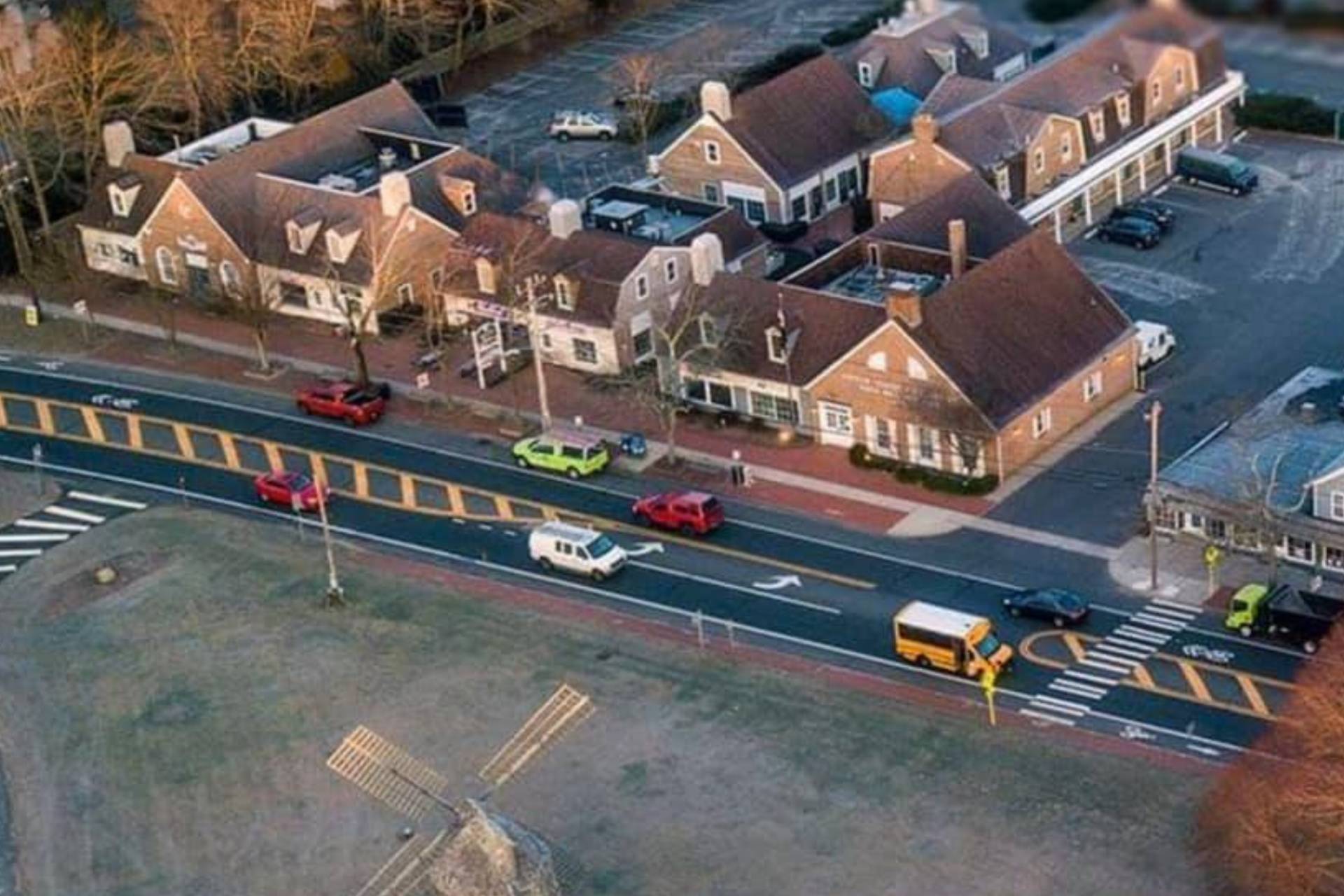 #5 photo, 670 Montauk Hwy, #Unit 5, サフォーク郡 Water Mill , NY 11976