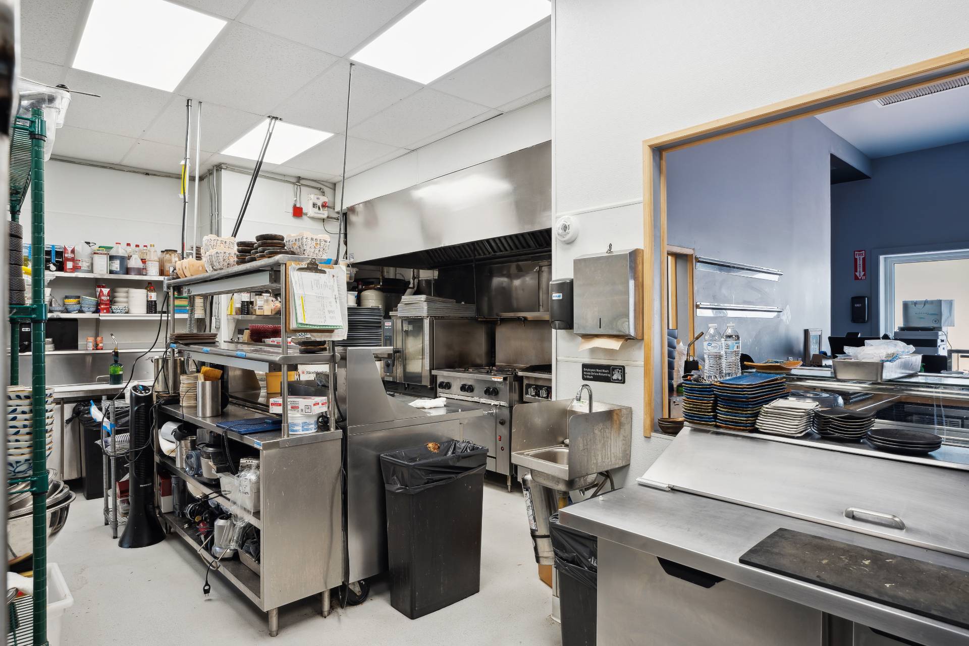 #17 photo, 670 Montauk Hwy, Unit E, サフォーク郡 Water Mill , NY 11976