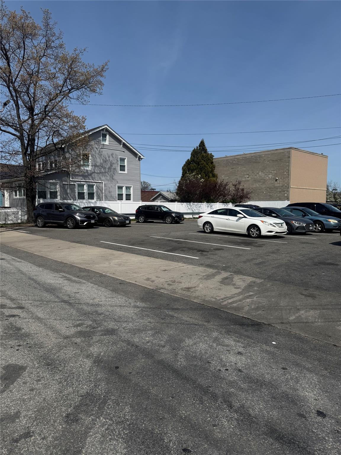 #11 photo, 269 West Merrick Rd, ナッソー郡 Valley Stream , NY 11580