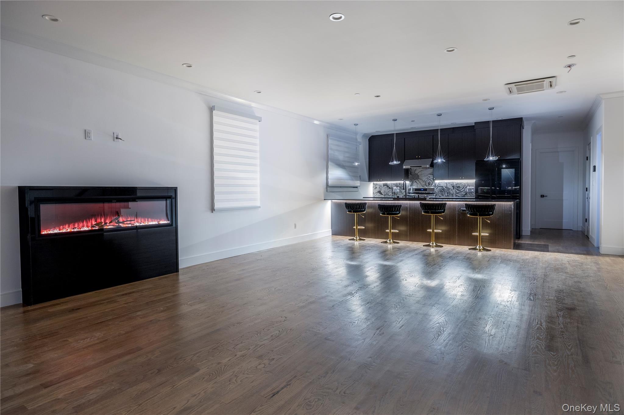 #10 photo, 622 W Penn Street, ナッソー郡 Long Beach , NY 11561