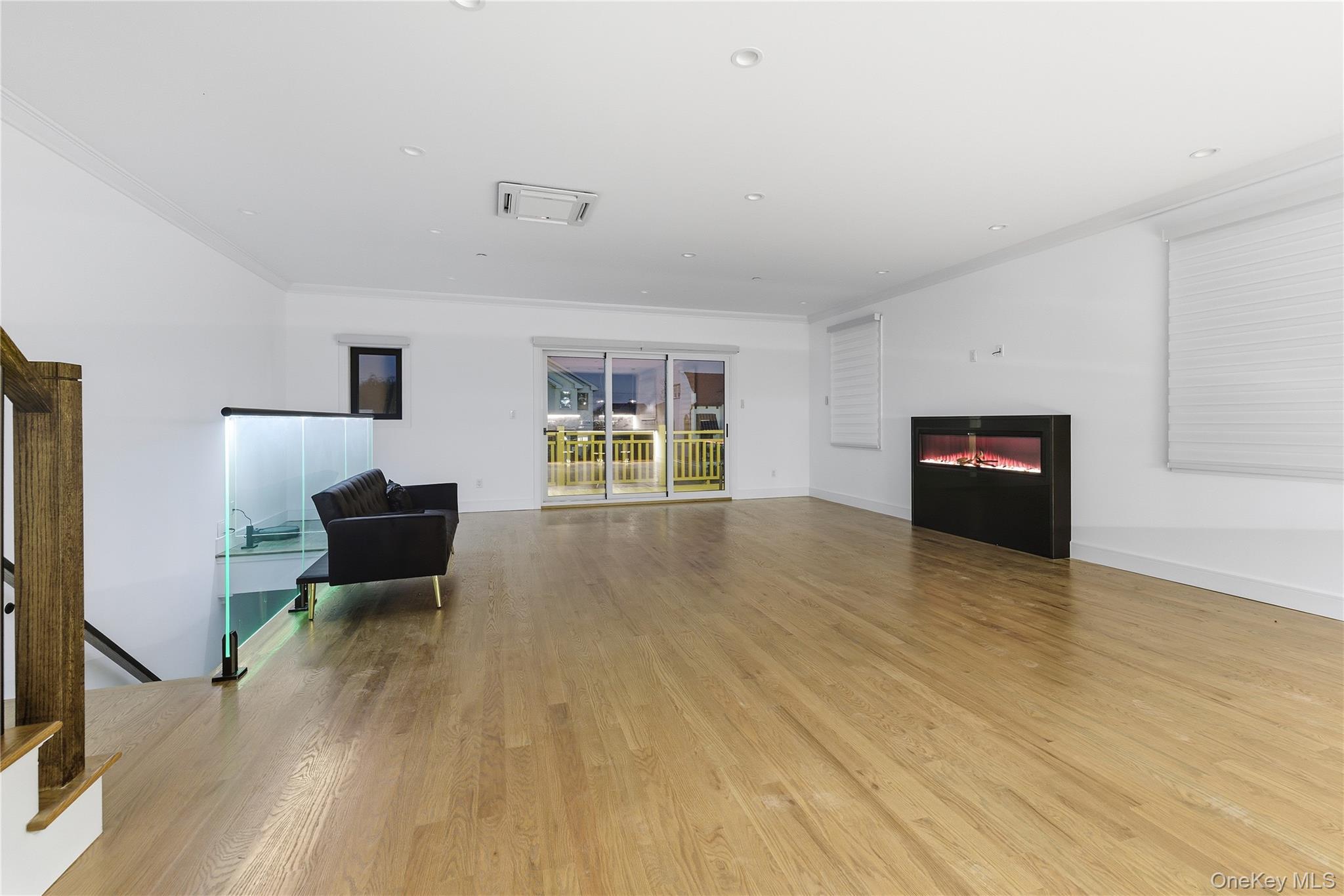 #11 photo, 622 W Penn Street, ナッソー郡 Long Beach , NY 11561