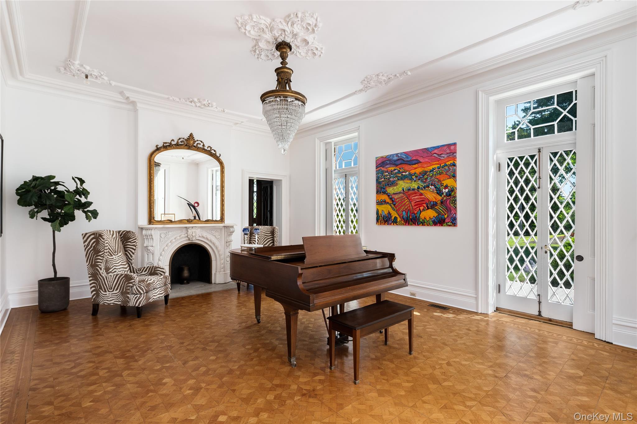 #11 photo, 560 Grand Avenue, Balmville , NY 12550