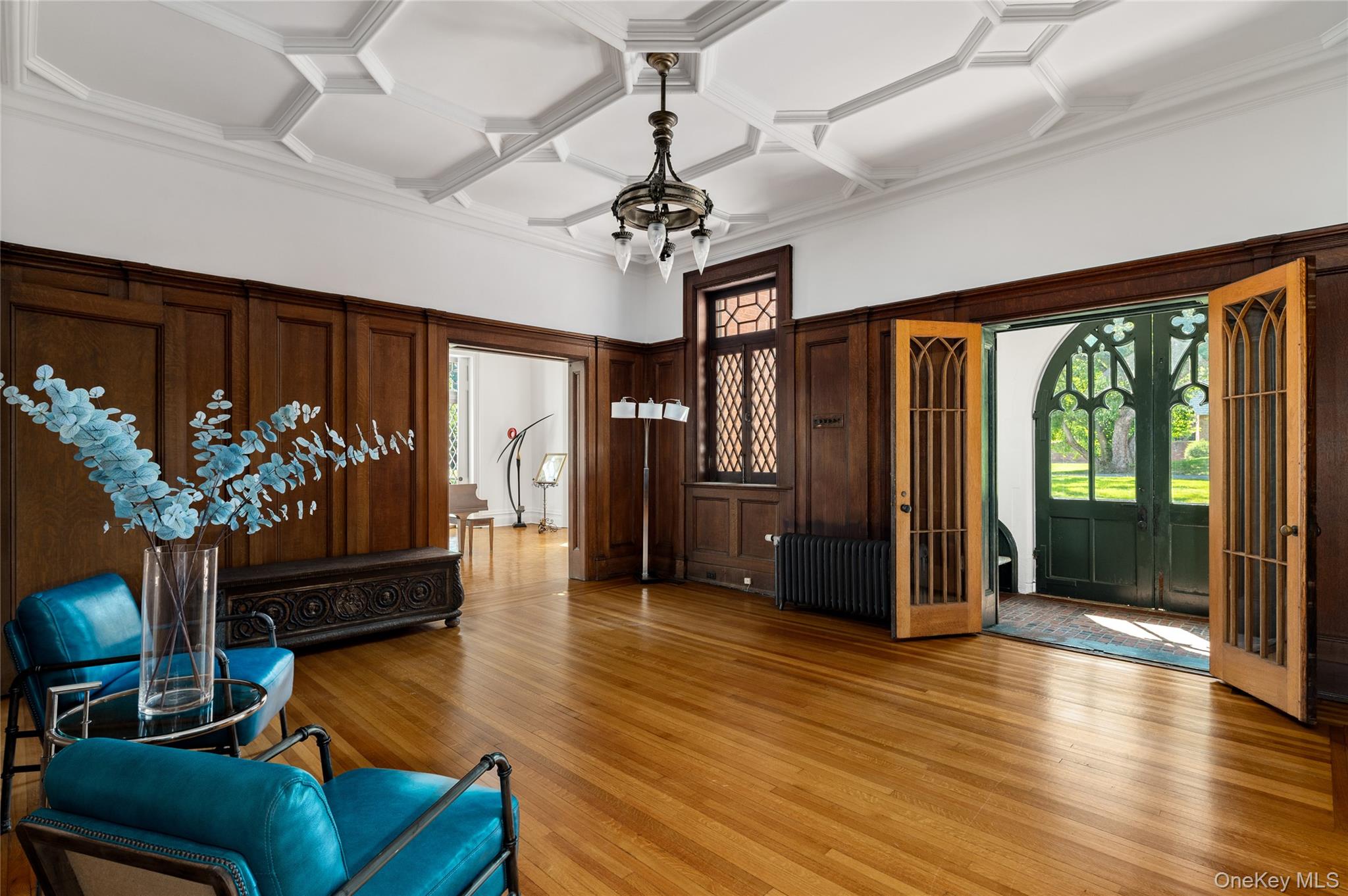 #5 photo, 560 Grand Avenue, Balmville , NY 12550