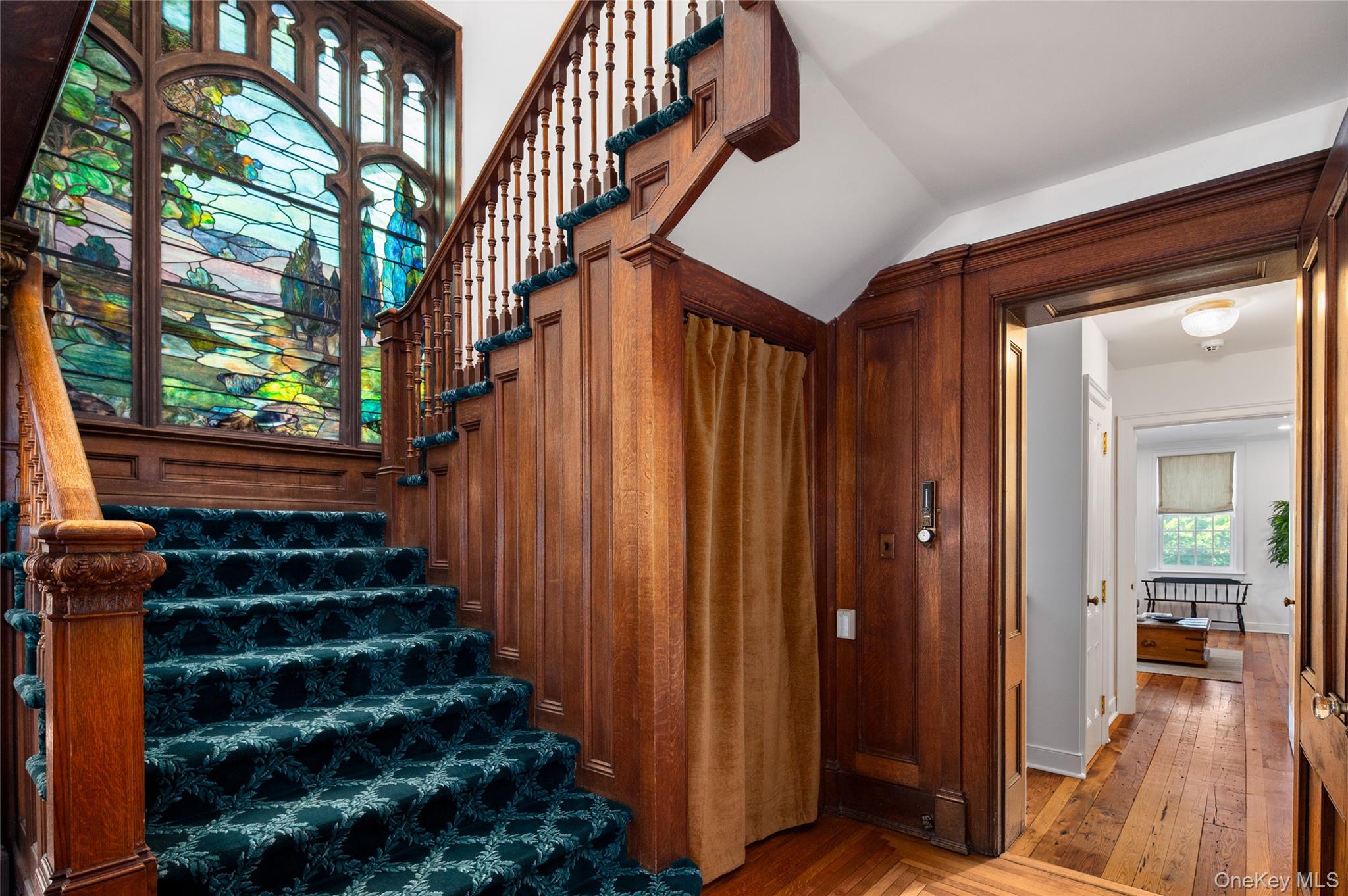 #7 photo, 560 Grand Avenue, Balmville , NY 12550