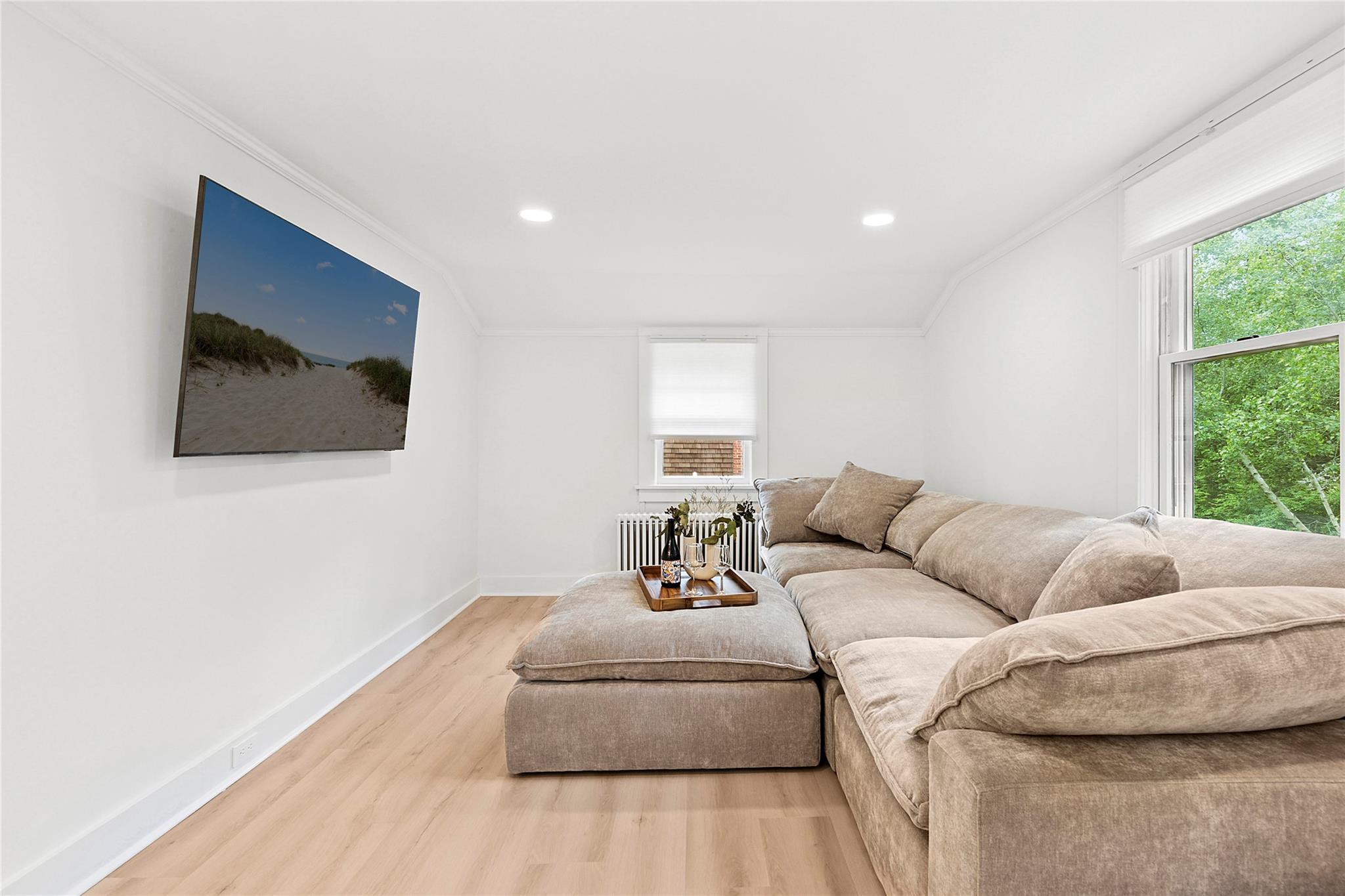 #4 photo, 35 Woodland Avenue, サフォーク郡 Westhampton Beach , NY 11978