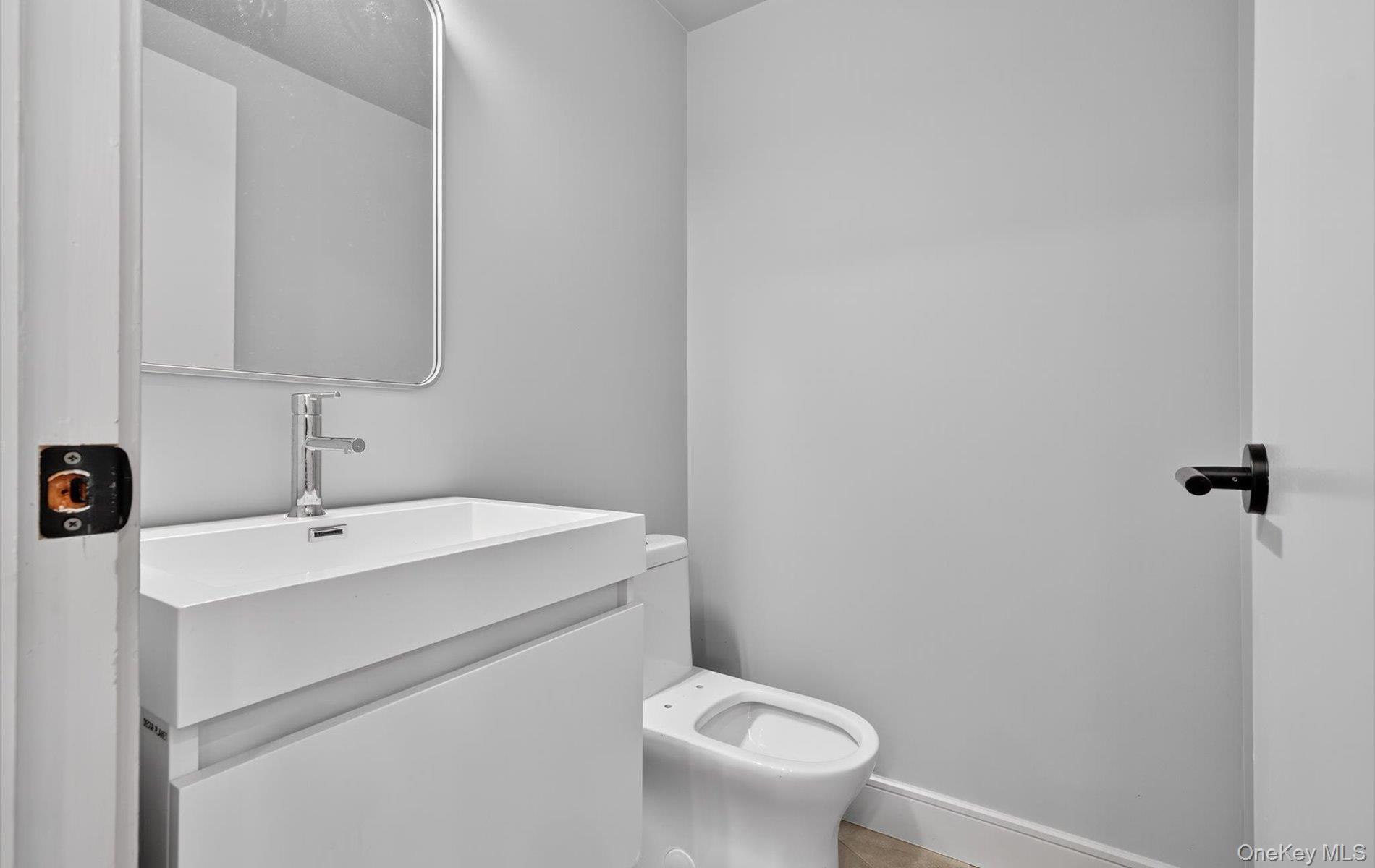 #12 photo, 26 Windemere Way, ナッソー郡 Woodbury , NY 11797