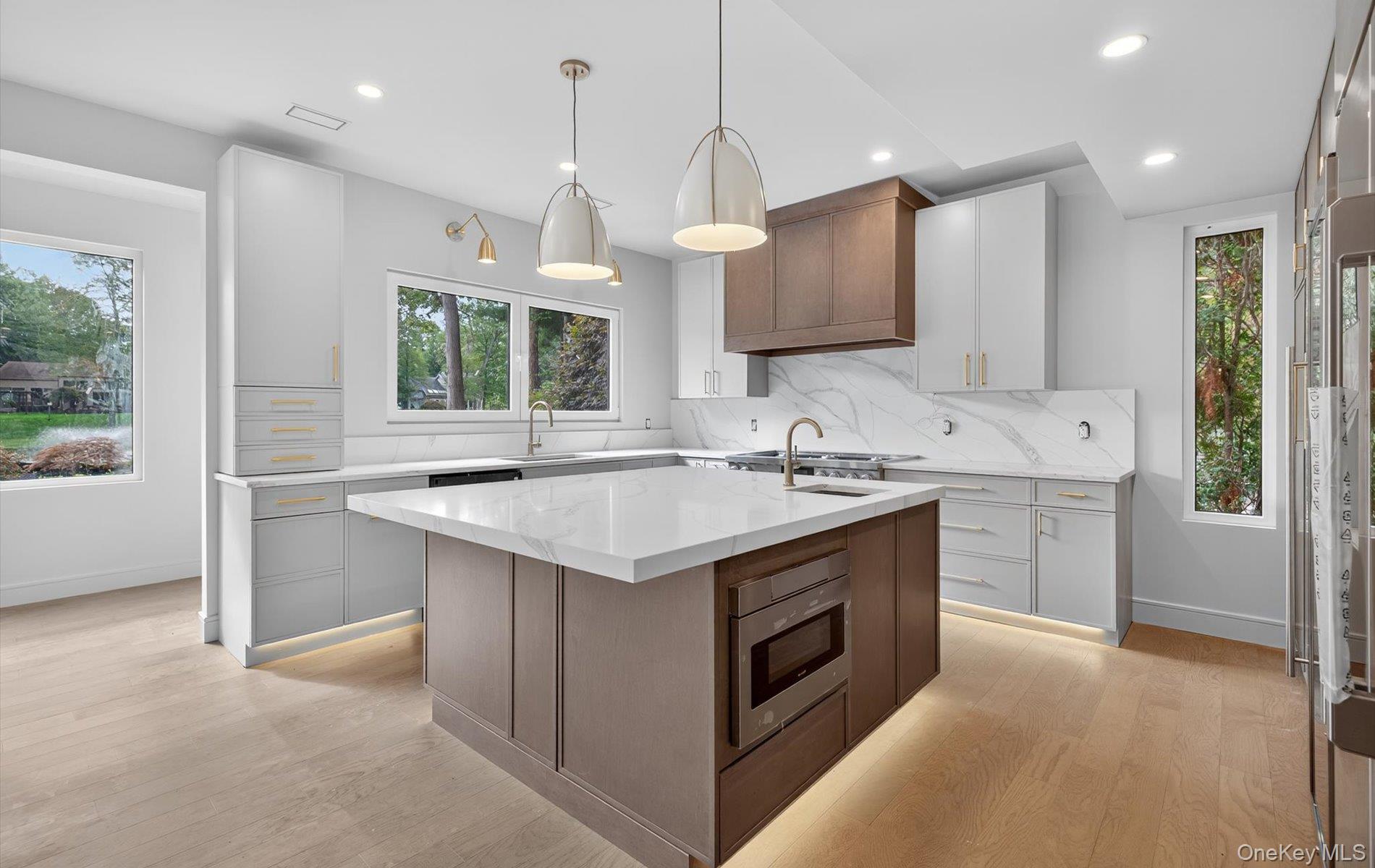 #7 photo, 26 Windemere Way, ナッソー郡 Woodbury , NY 11797