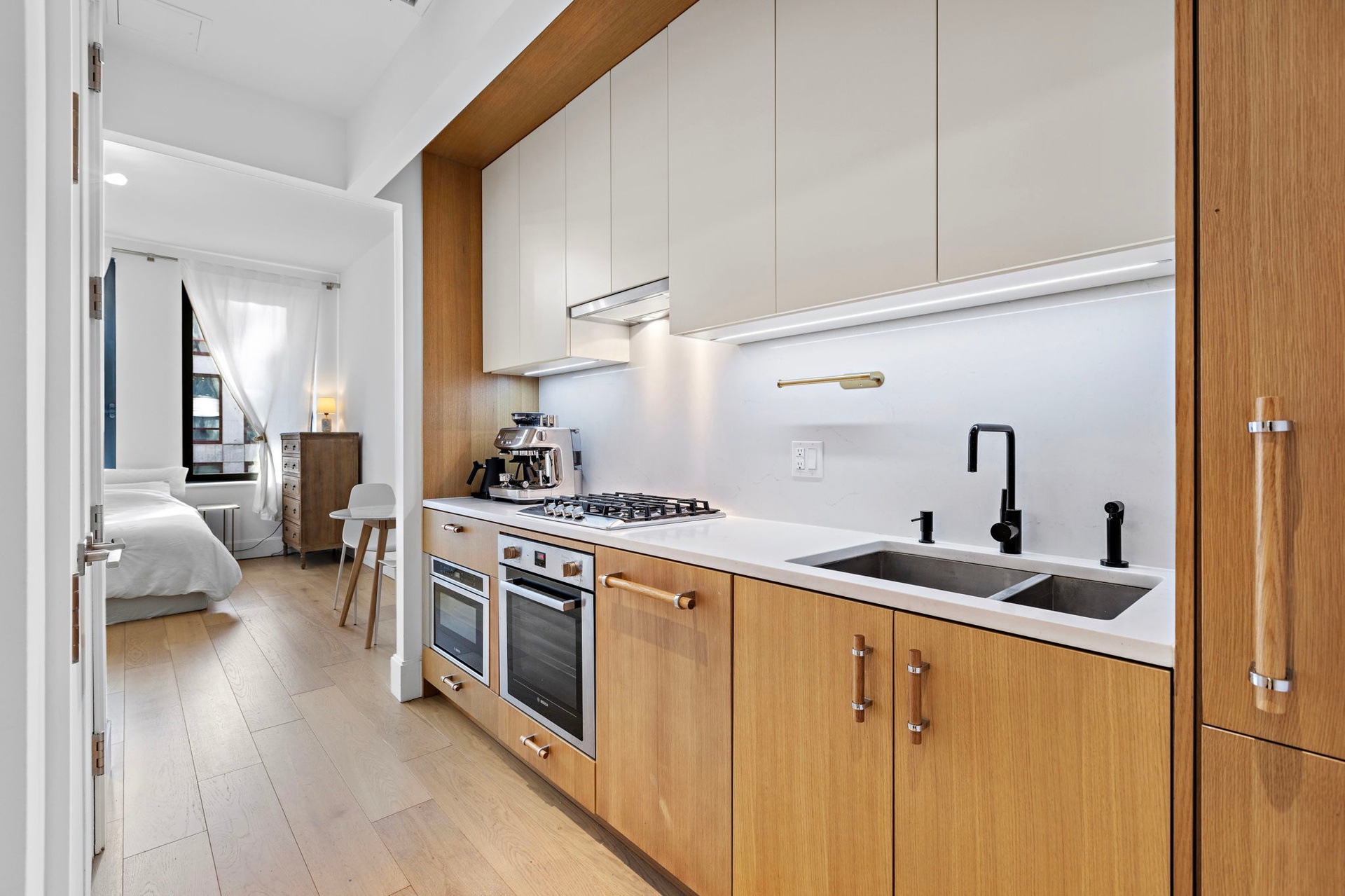 #1 photo, 22-18 Jackson Avenue, 皇后區 長島城 Court Square , NY 11101