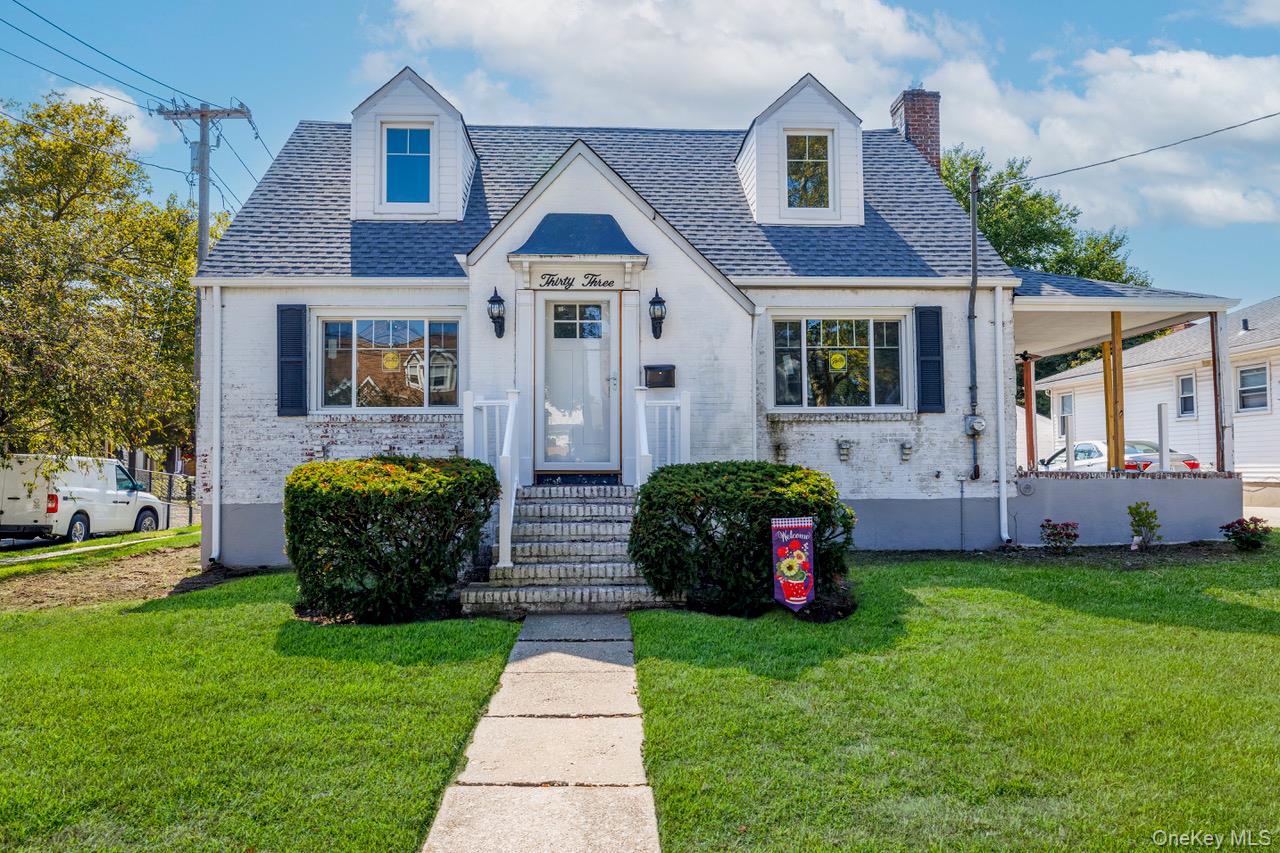 #1 photo, 33 Farnum Street, Lynbrook , NY 11563