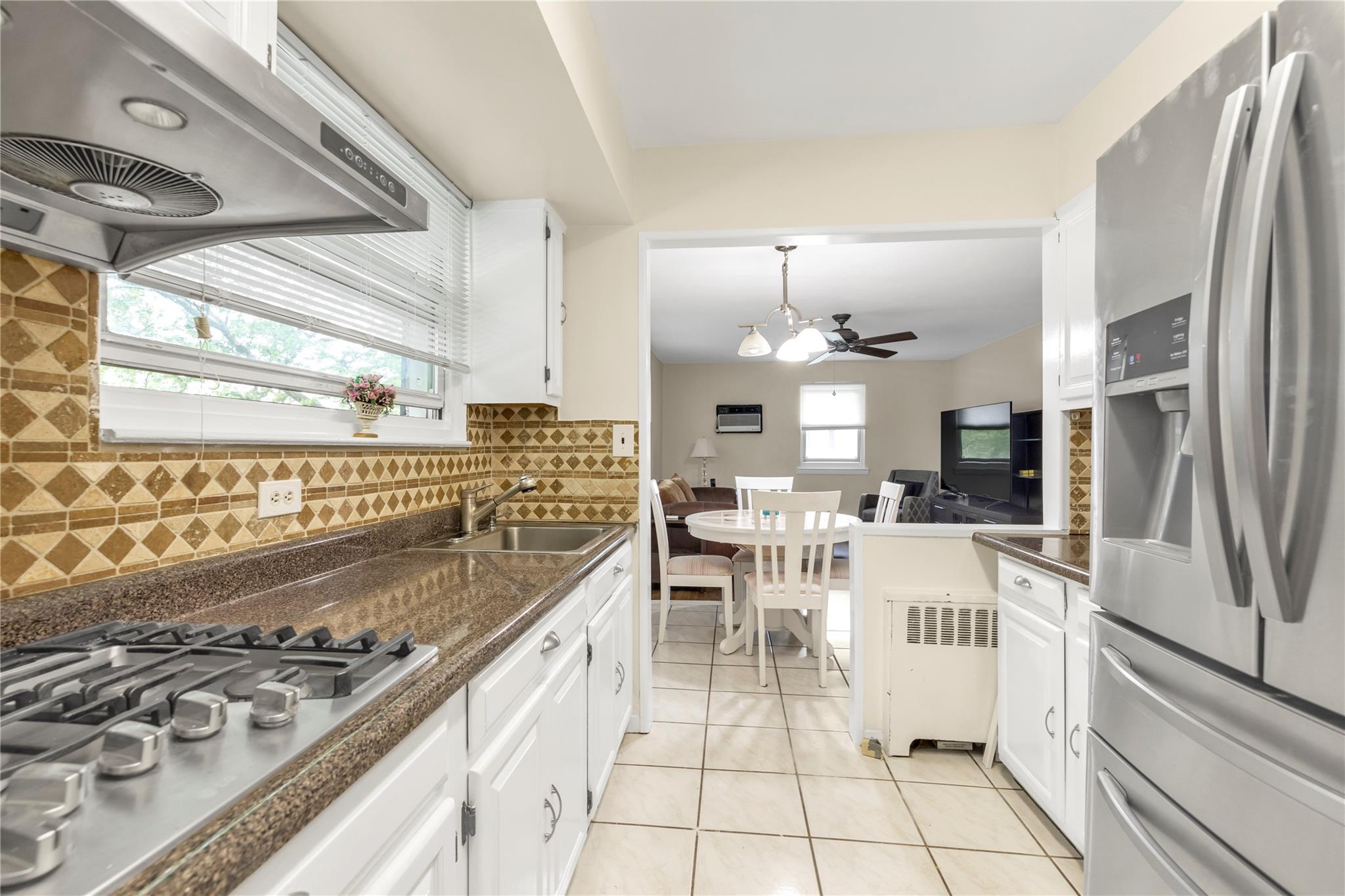 #10 photo, 82-65 268 TH Street, Floral Park , NY 11004