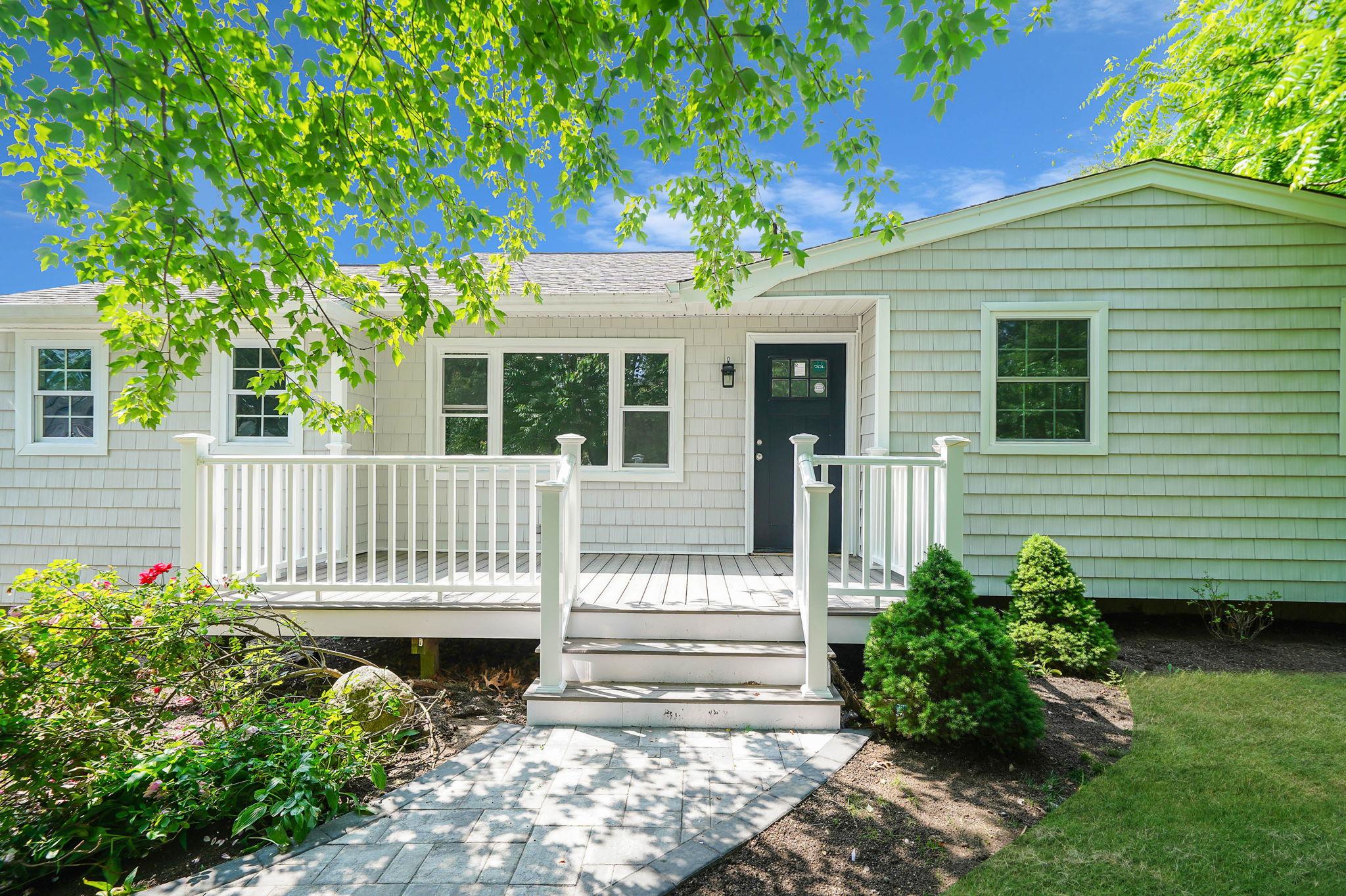 #3 photo, 14 Sycamore Street, サフォーク郡 Centereach , NY 11720