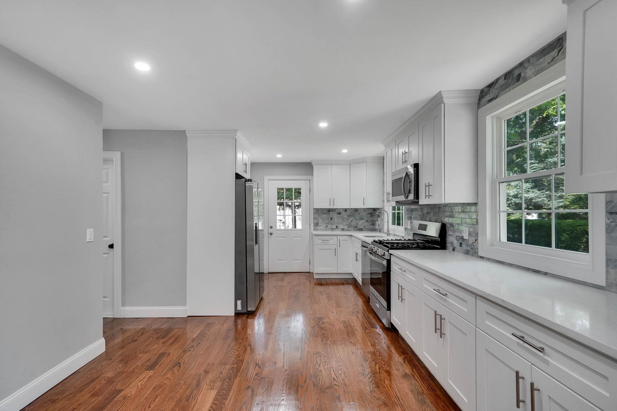 #6 photo, 14 Sycamore Street, サフォーク郡 Centereach , NY 11720