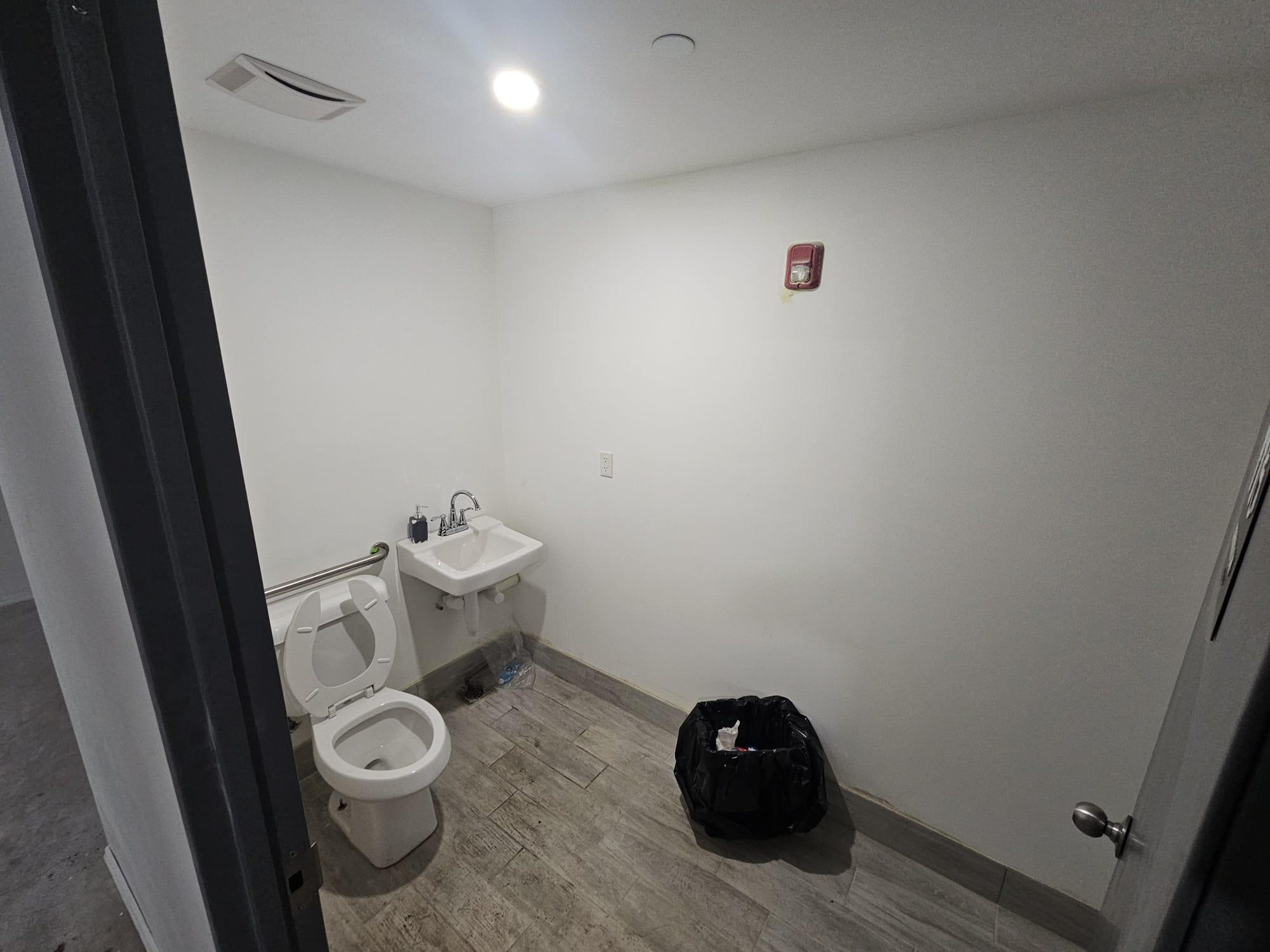 #6 photo, 3713 103rd Street, クイーンズ区 Corona , NY 11368