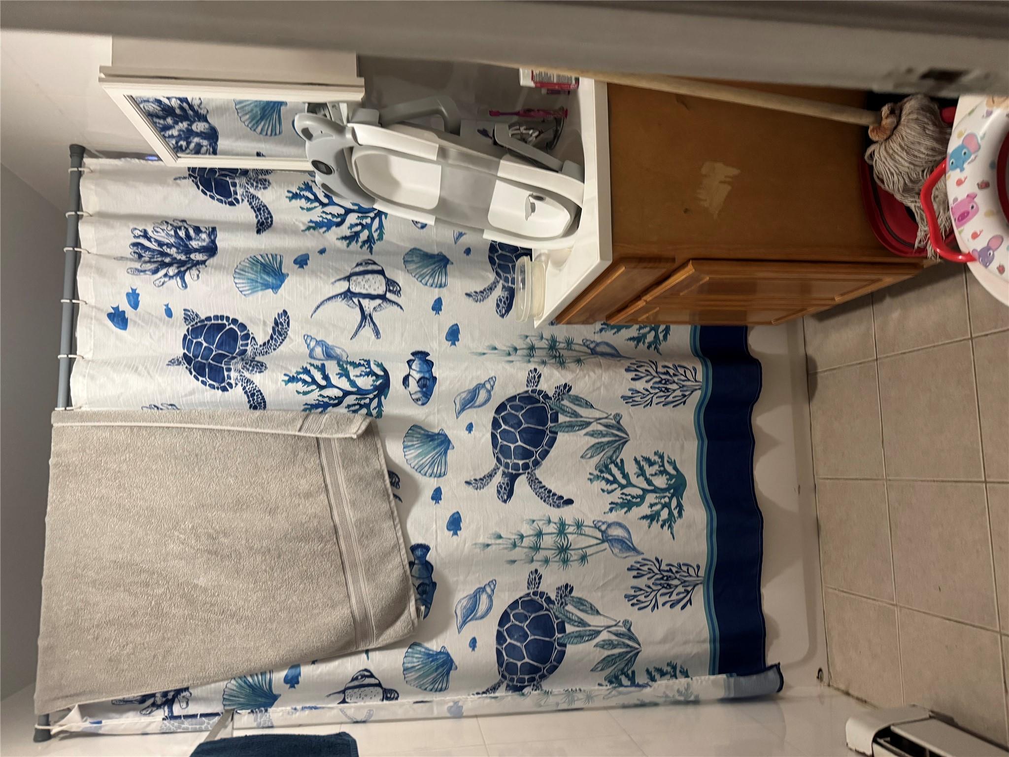 #10 photo, 38-16 108 Street, Corona , NY 11368