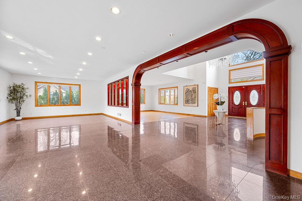 #4 photo, 64-16 211th Street, クイーンズ区 Bayside , NY 11364