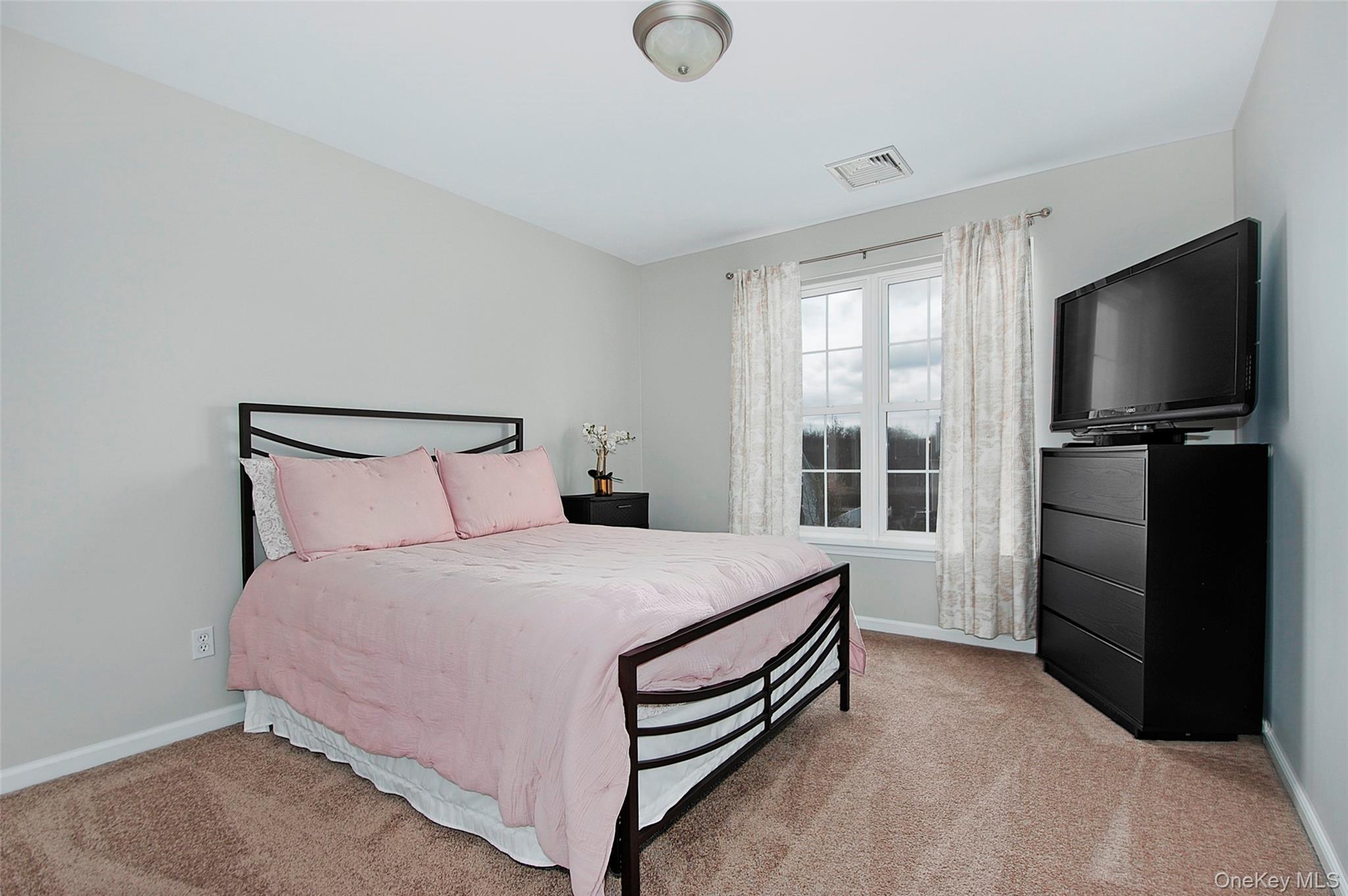 #17 photo, 3 Moorefield Circle, Highland Mills , NY 10930